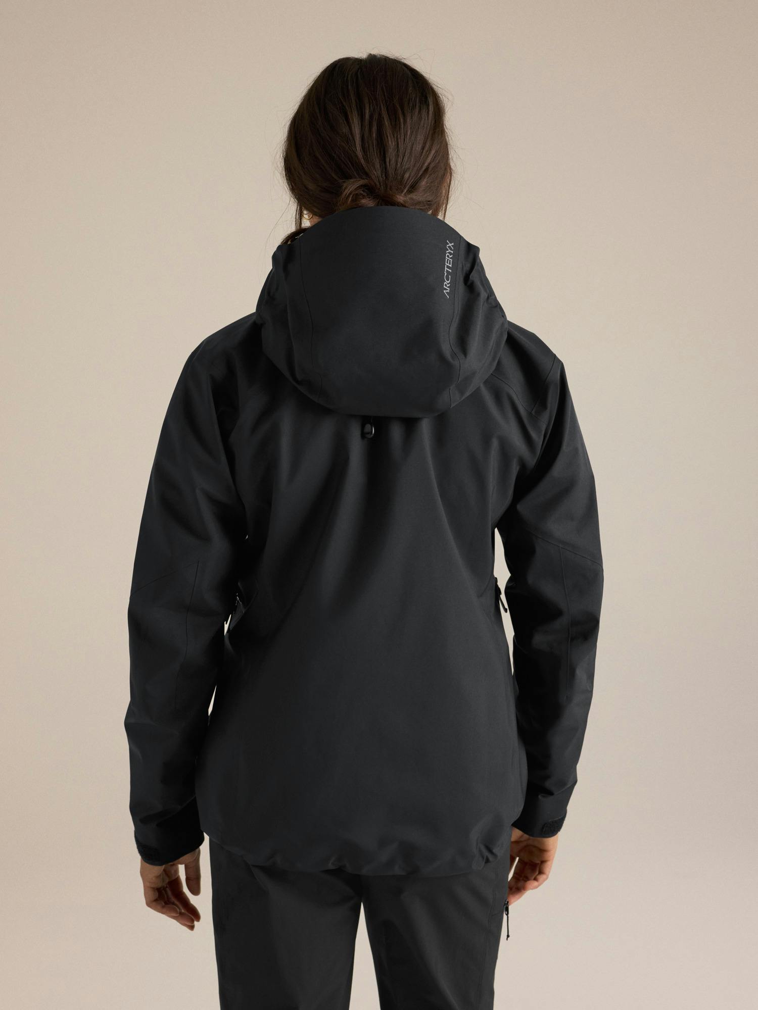 Arc'teryx Women's Beta AR Jacket - Black - back