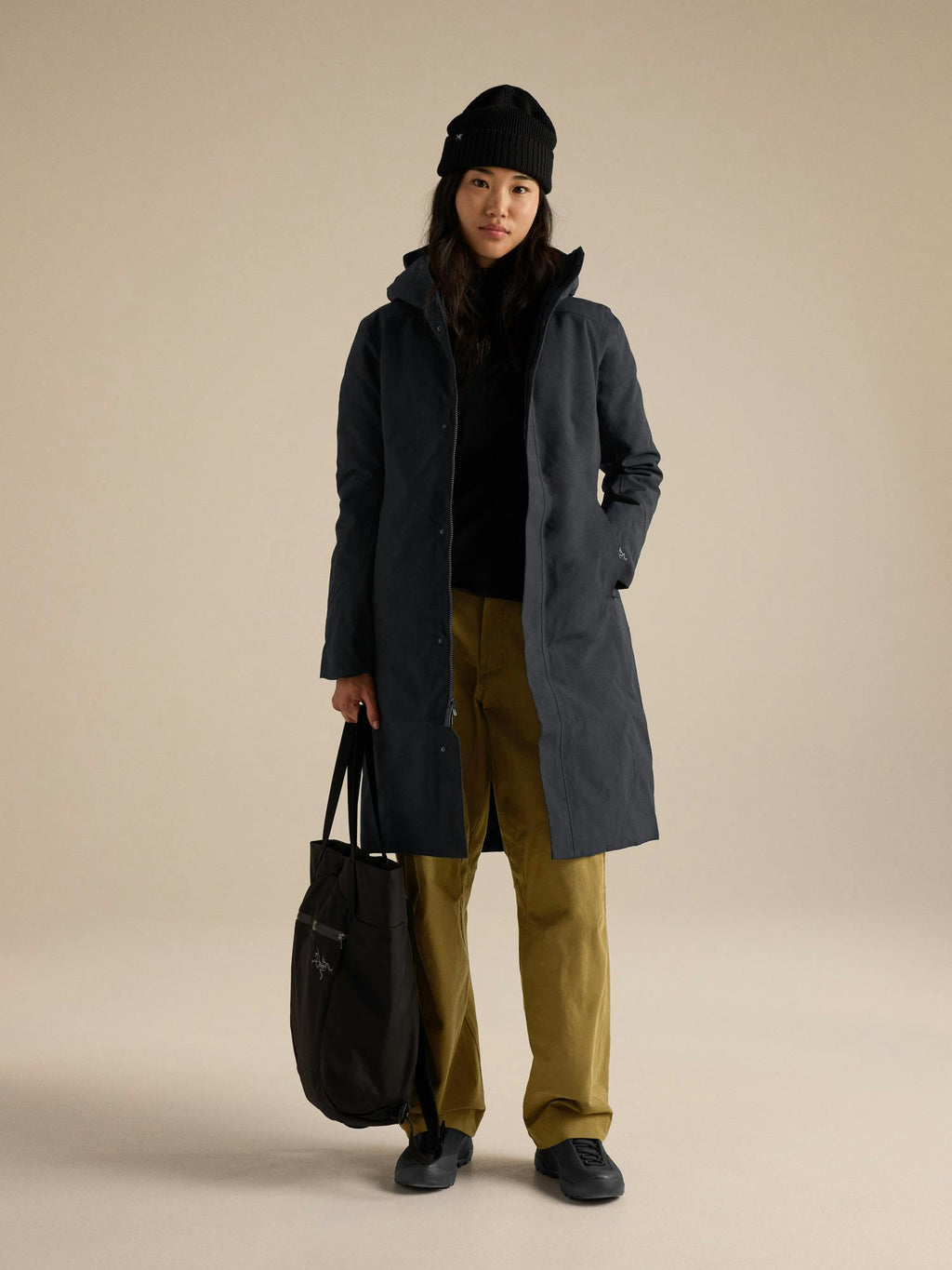 Arc'teryx Women's Patera Parka in Black - on model