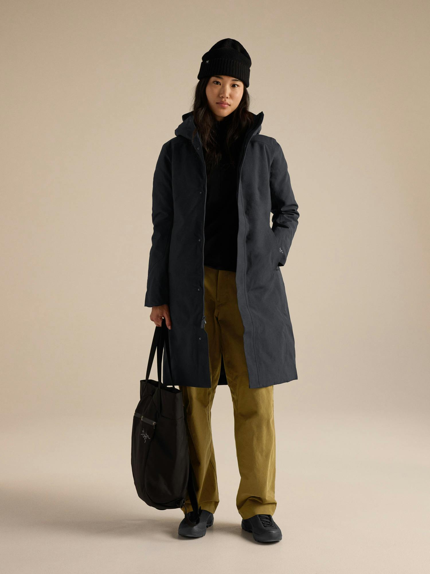 Arc'teryx Women's Patera Parka in Black - on model