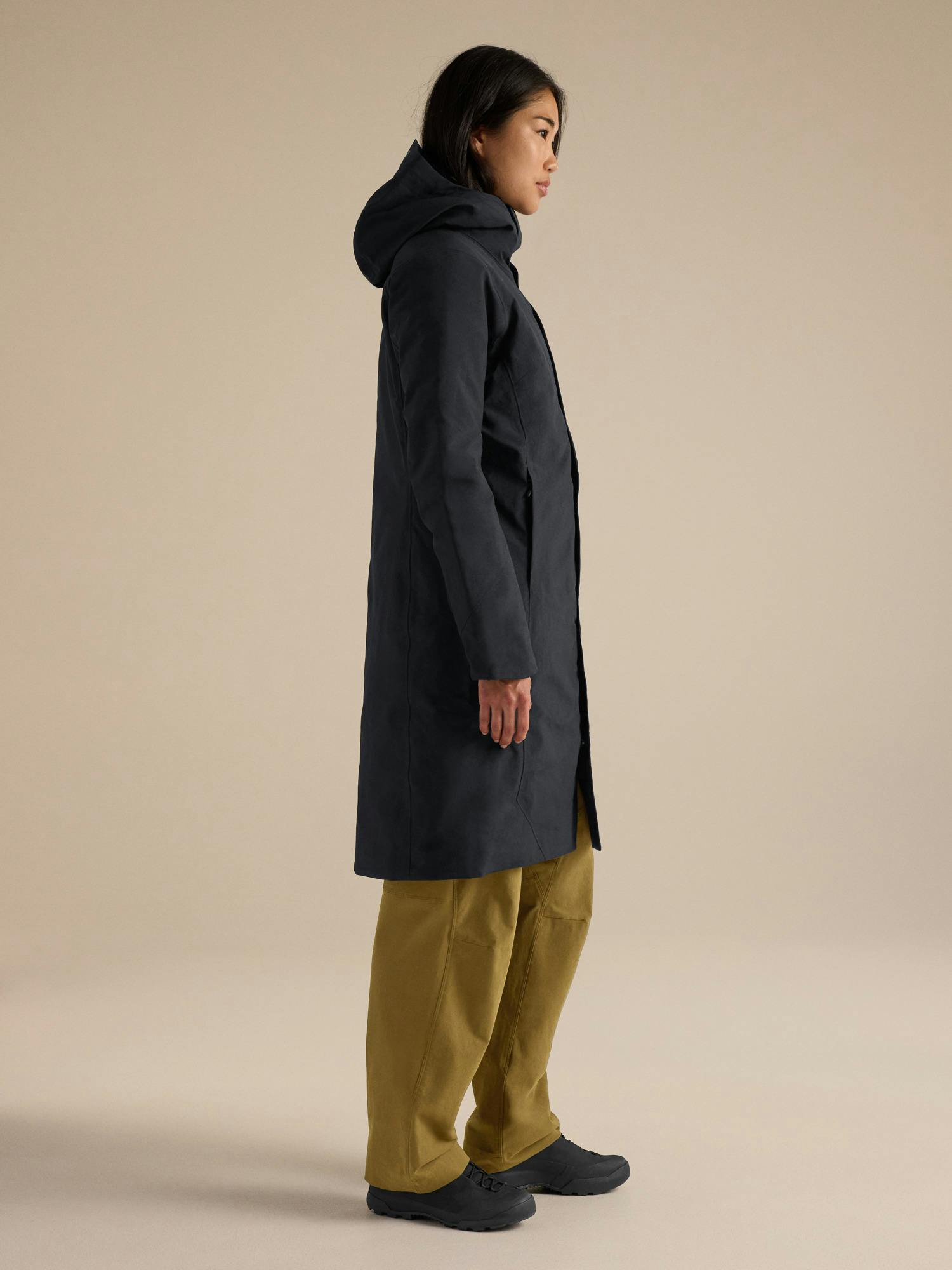 Arc'teryx Women's Patera Parka in Black - side view