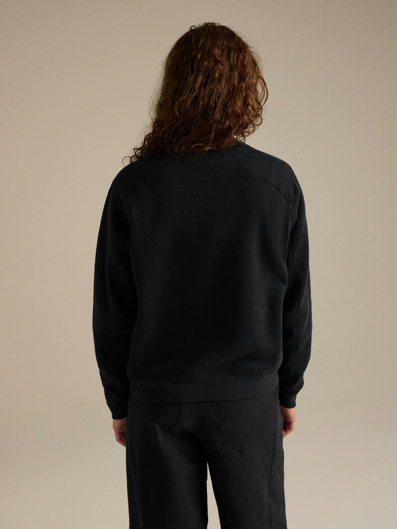Arc'teryx Women's Emblem Fleece Crew - Black - back