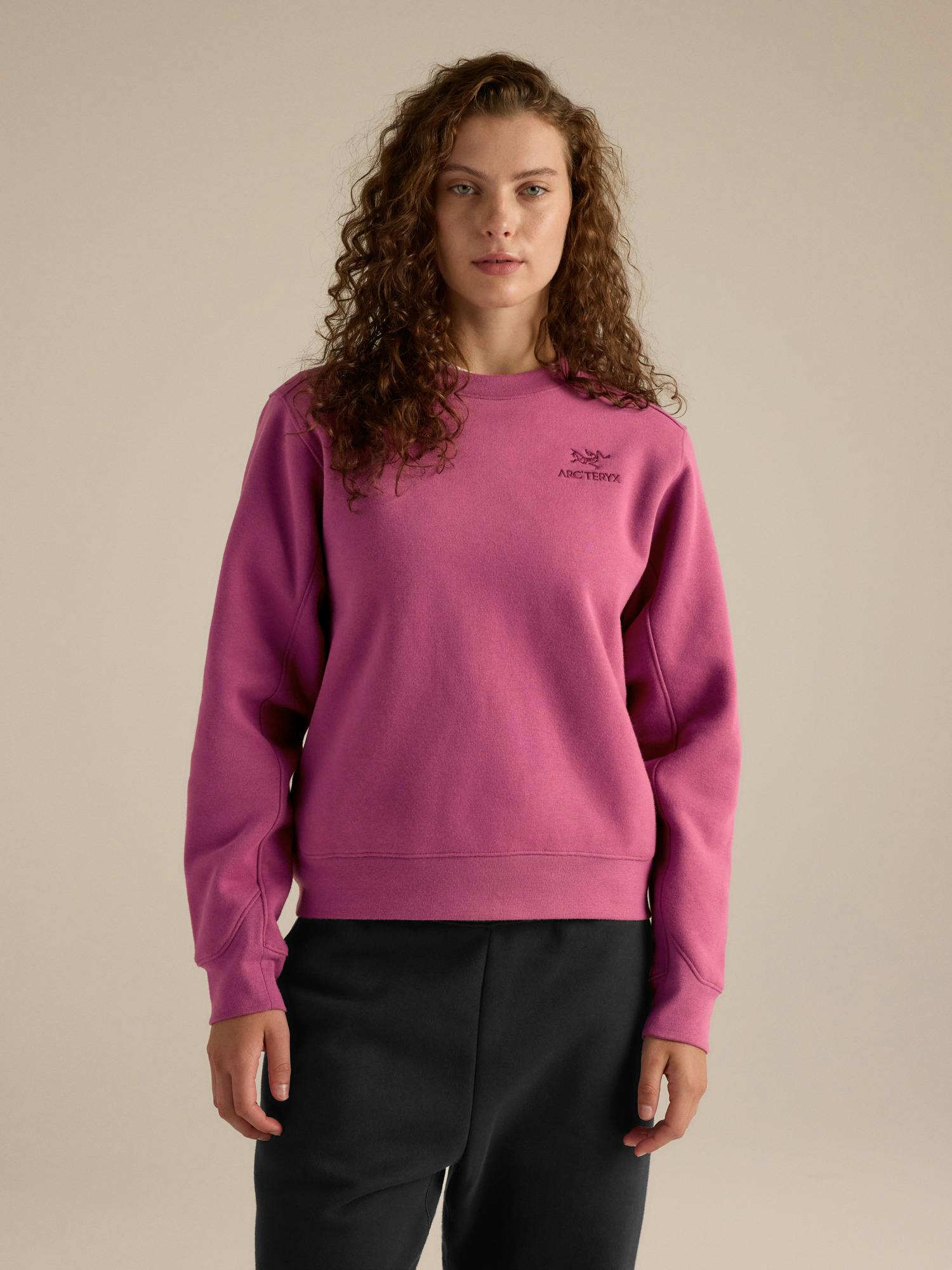 Arc'teryx Women's Emblem Fleece Crew - Lt Renegade - front