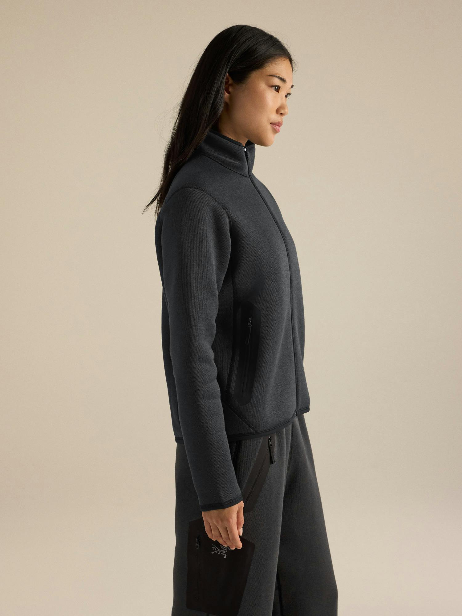 Arc'teryx Women's Covert Cardigan - Black Heather - side