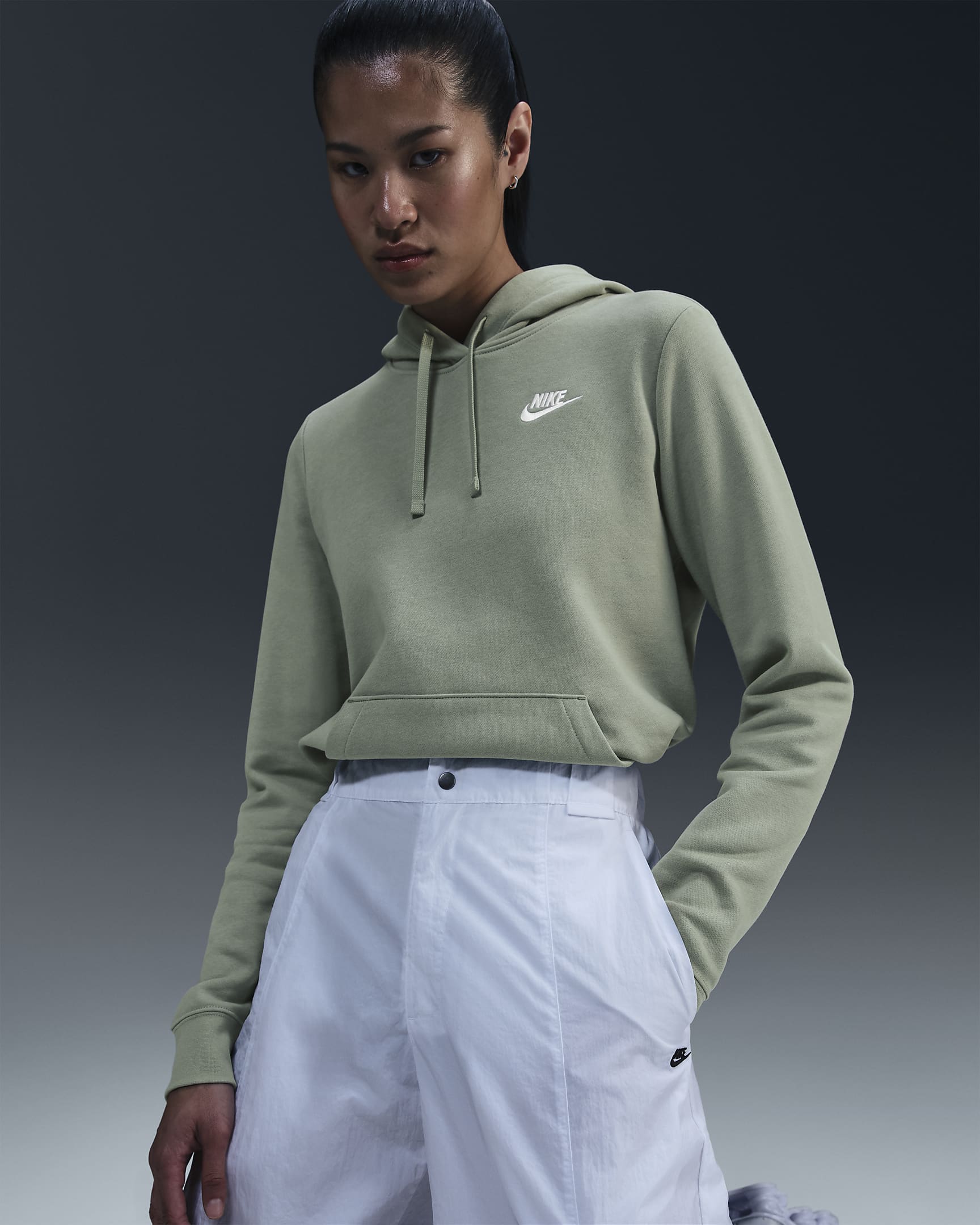 Nike Women's Sportswear Club Fleece Pullover Hoodie