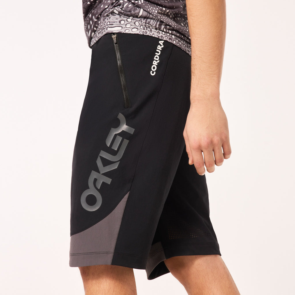 Men's Maven Scrub Short