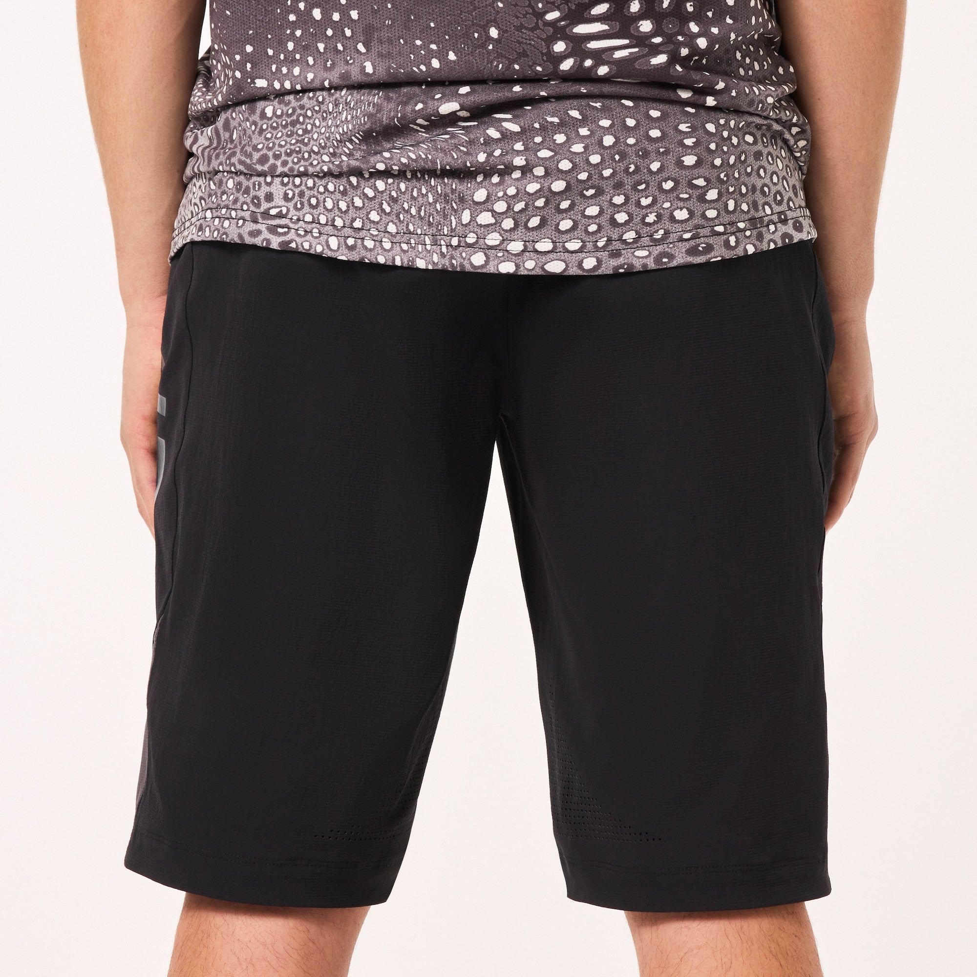 Men's Maven Scrub Short