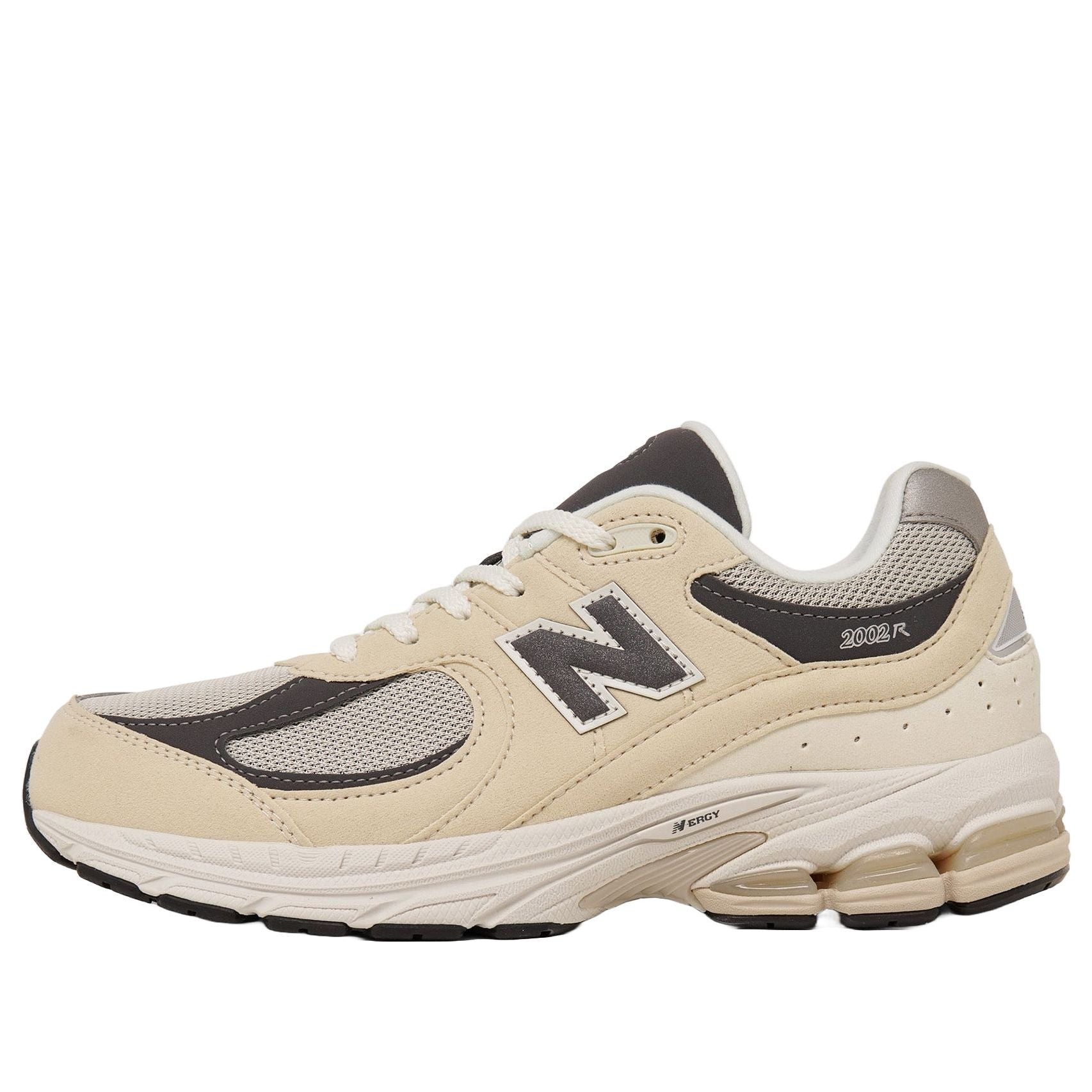 New Balance Kid's Grade School 2002R - Sandstone/Magnet