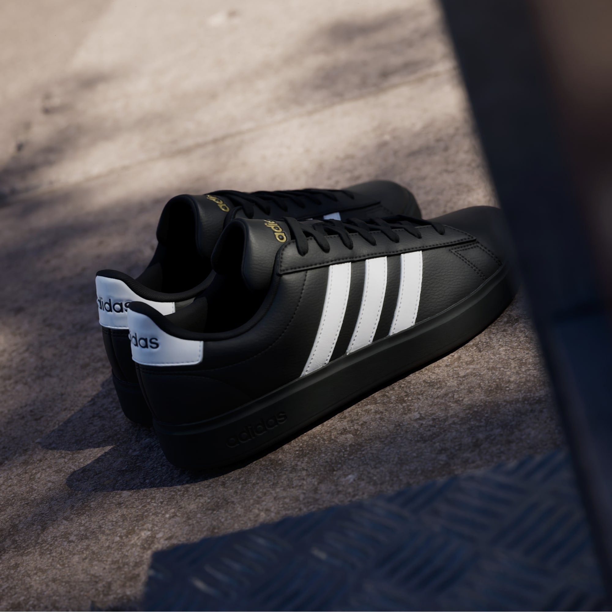 Adidas Men's Grand Court 2.0 Shoes