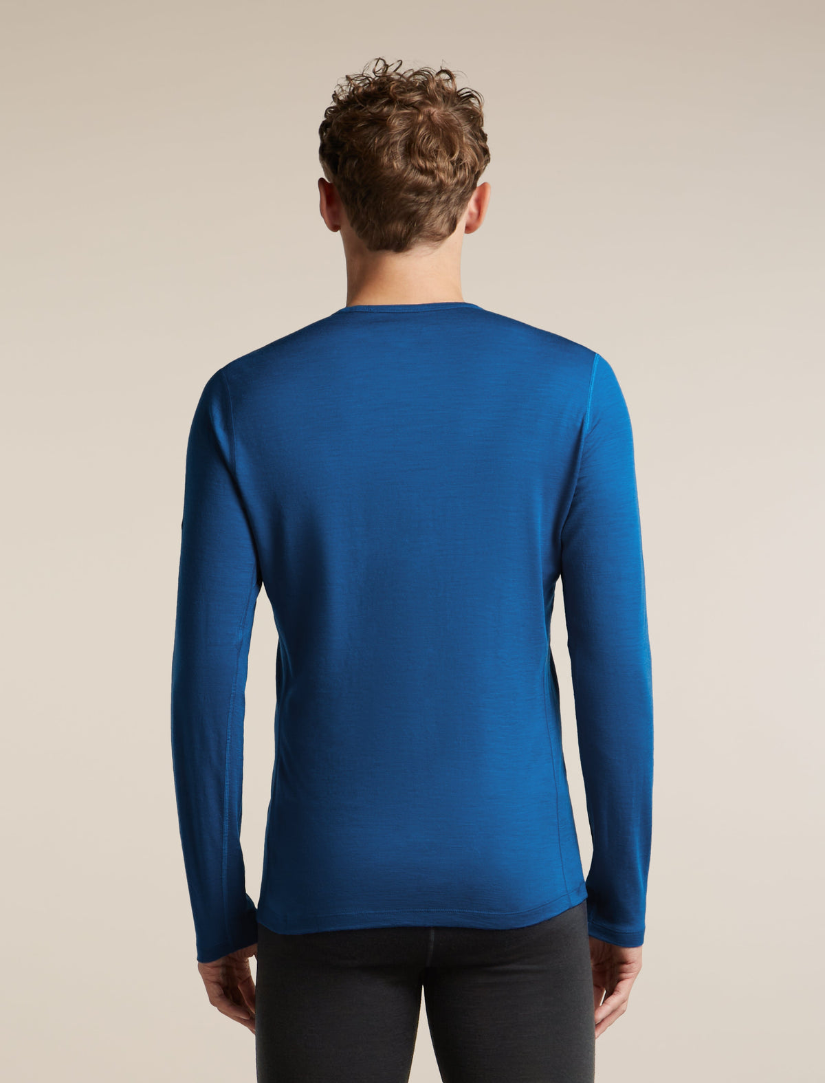 Icebreaker Men's Merino 200 Oasis Long Sleeve Crew Thermal Top - Lazurite, view 2