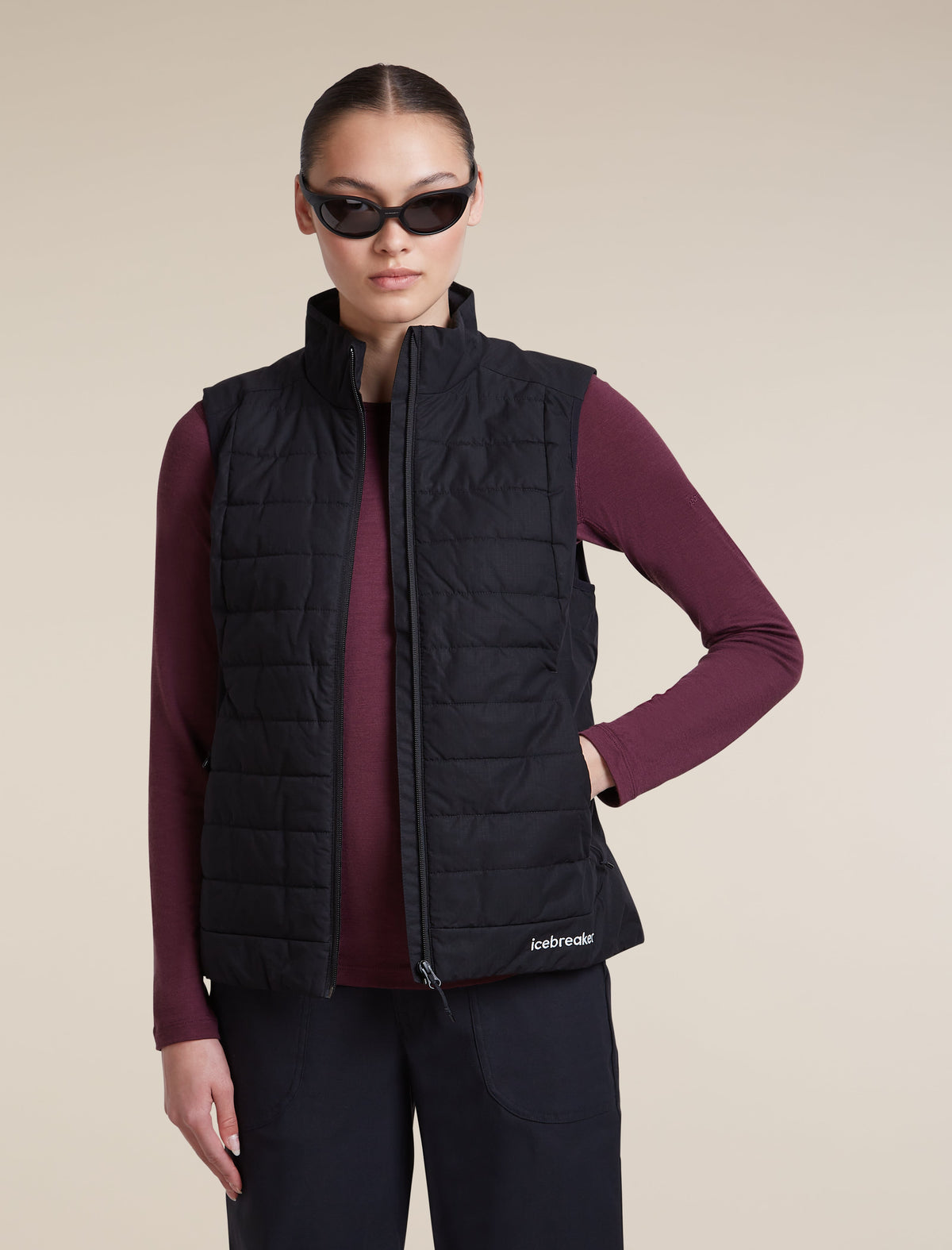 Icebreaker Women's 200 Oasis Long Sleeve Crew - Dark Berry, view 4