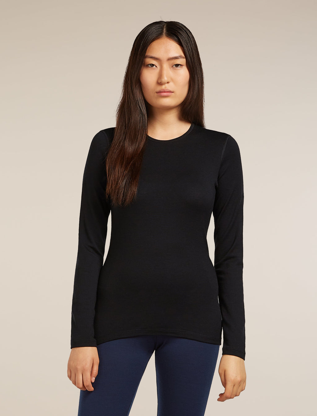 Icebreaker Women's Merino 260 Tech Long Sleeve Crewe Thermal Top - Black - front