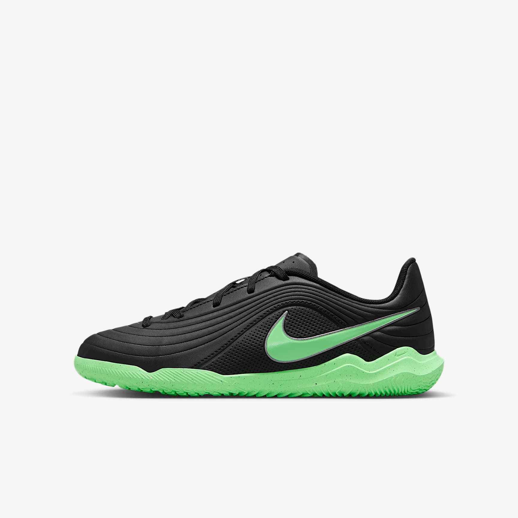 Nike Jr Tiempo Maestro Club IC - Black - side profile