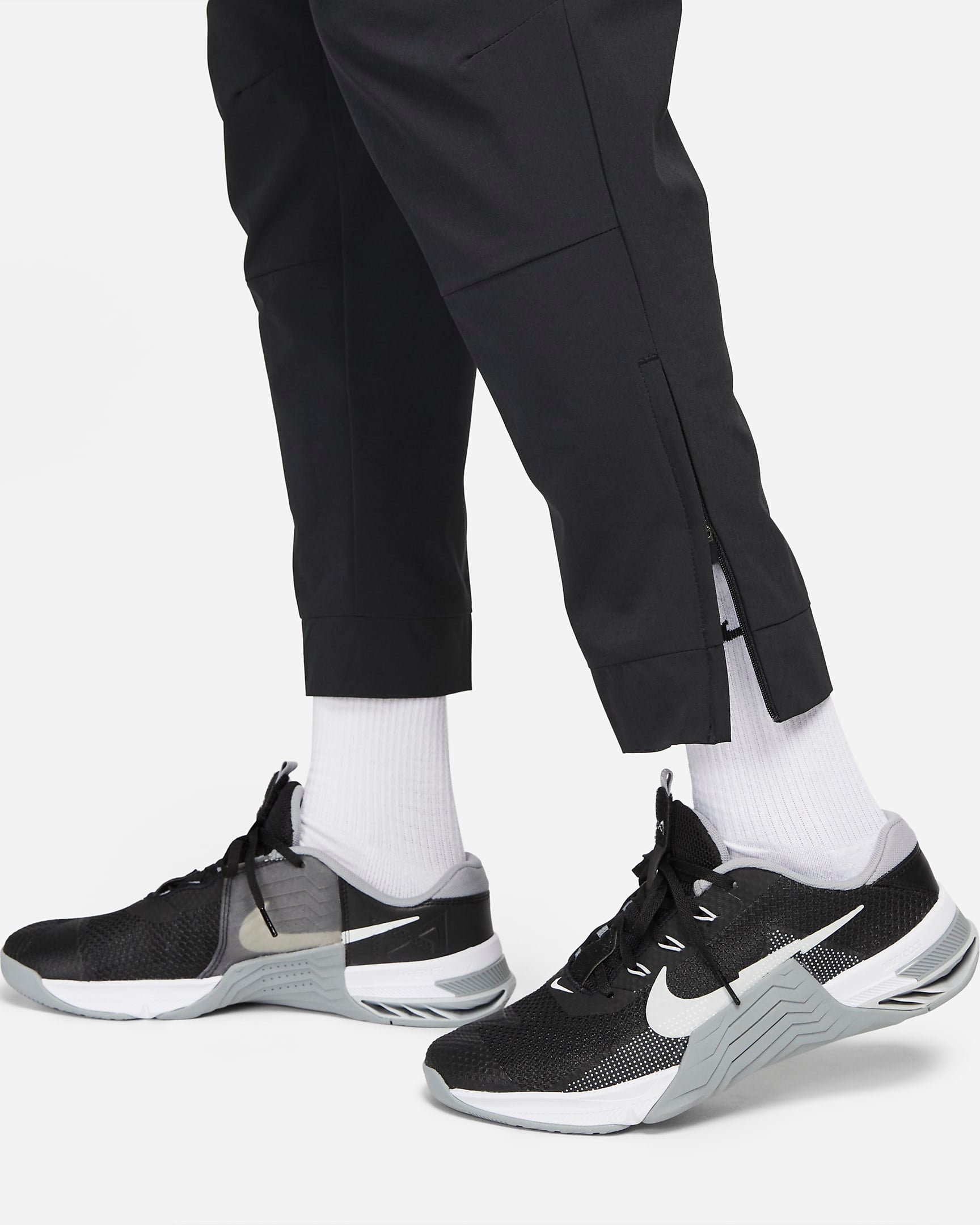 Nike Men's Unlimited Dri-FIT Zip Cuff Versatile Trousers