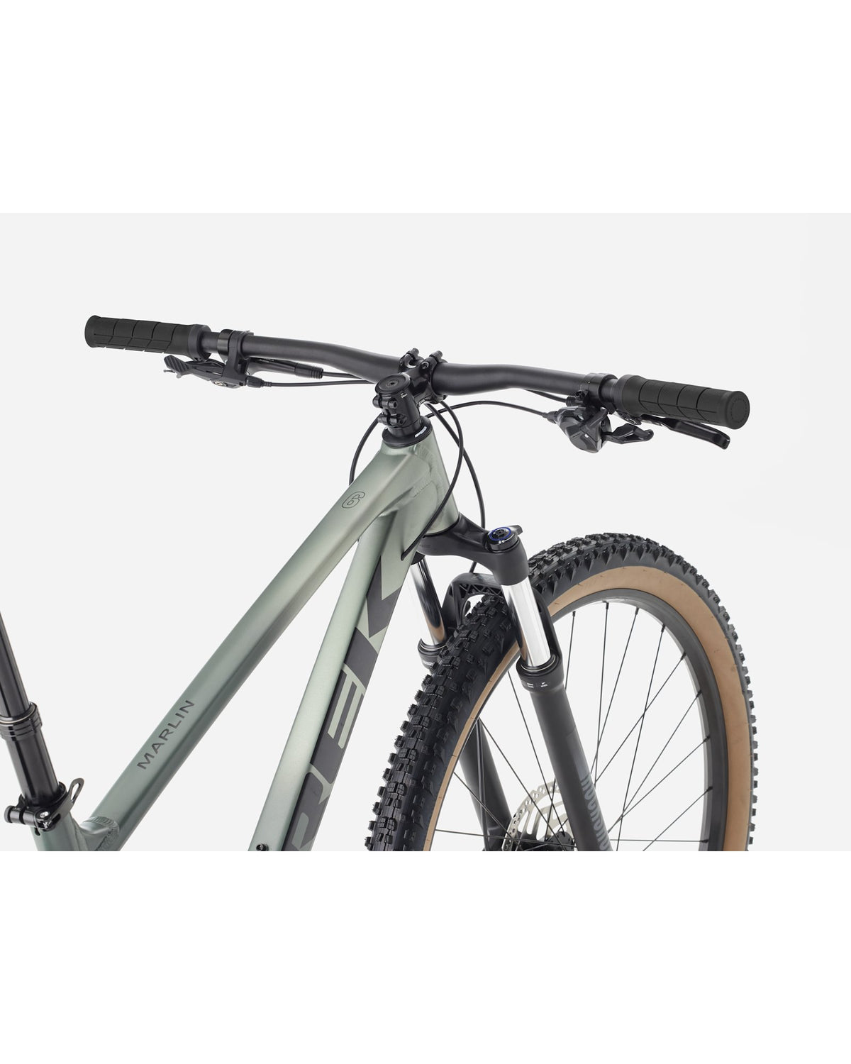 Trek Marlin 6 Gen 3 Mountain Bike - 2026 - Lichen Green, cockpit