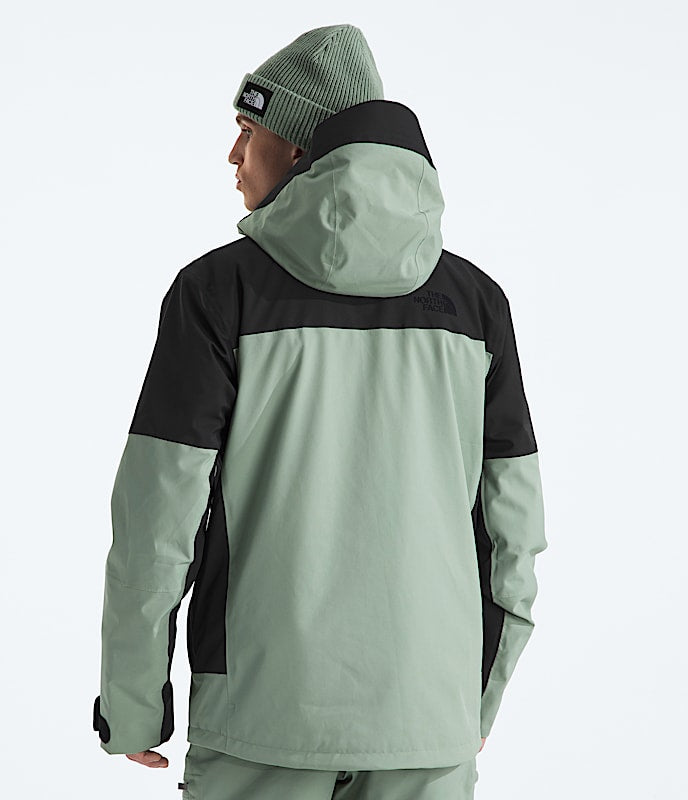 The North Face Men’s Chakal Jacket