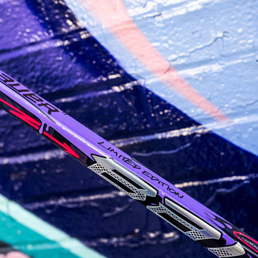 Bauer Pulse LE Graffiti stick shaft showing Limited Edition marking