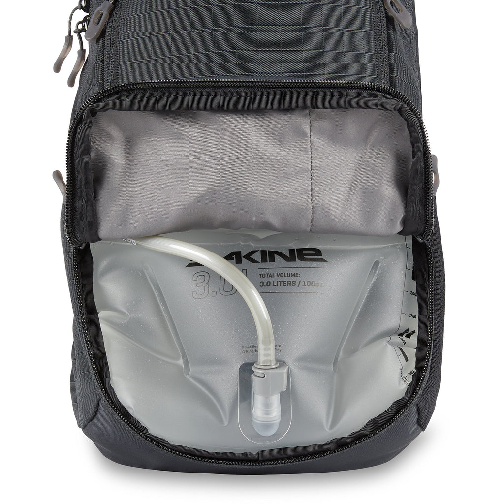 Dakine Syncline Backpack - 12L