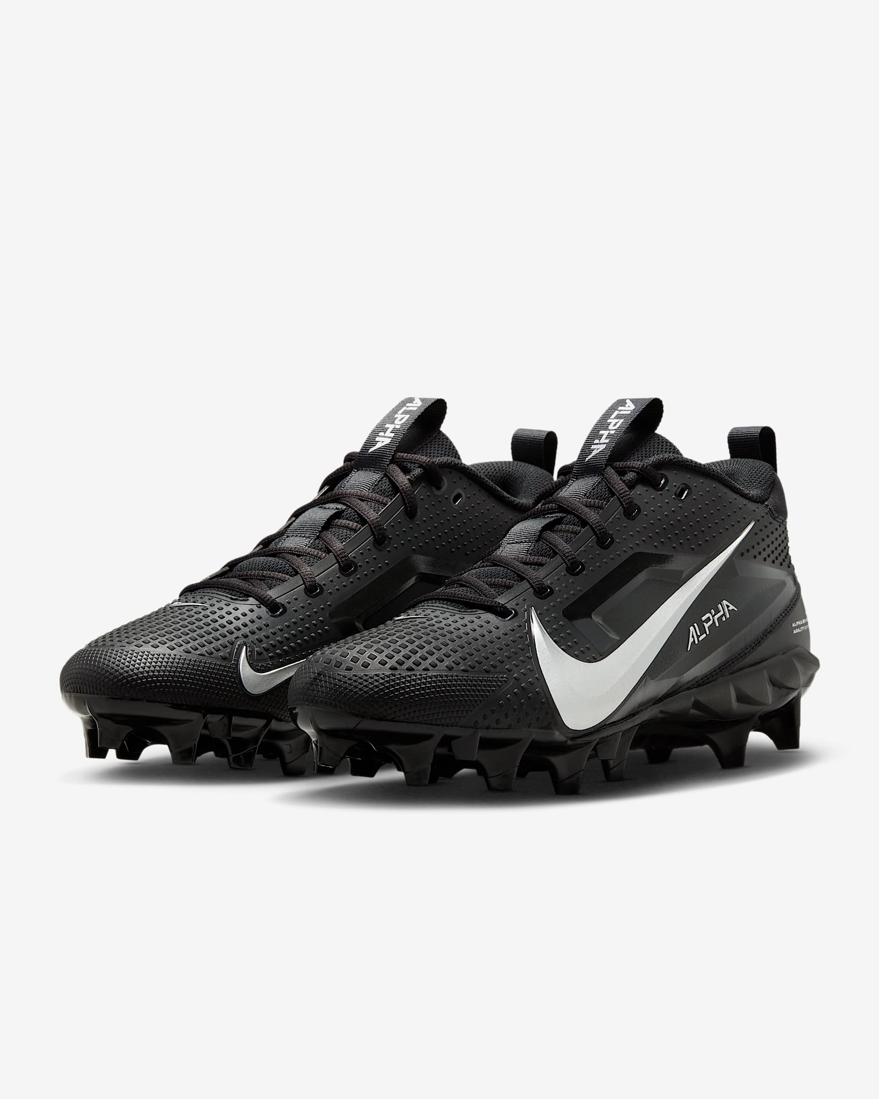 Nike Men's Alpha Menace 4 Varsity Football Cleats