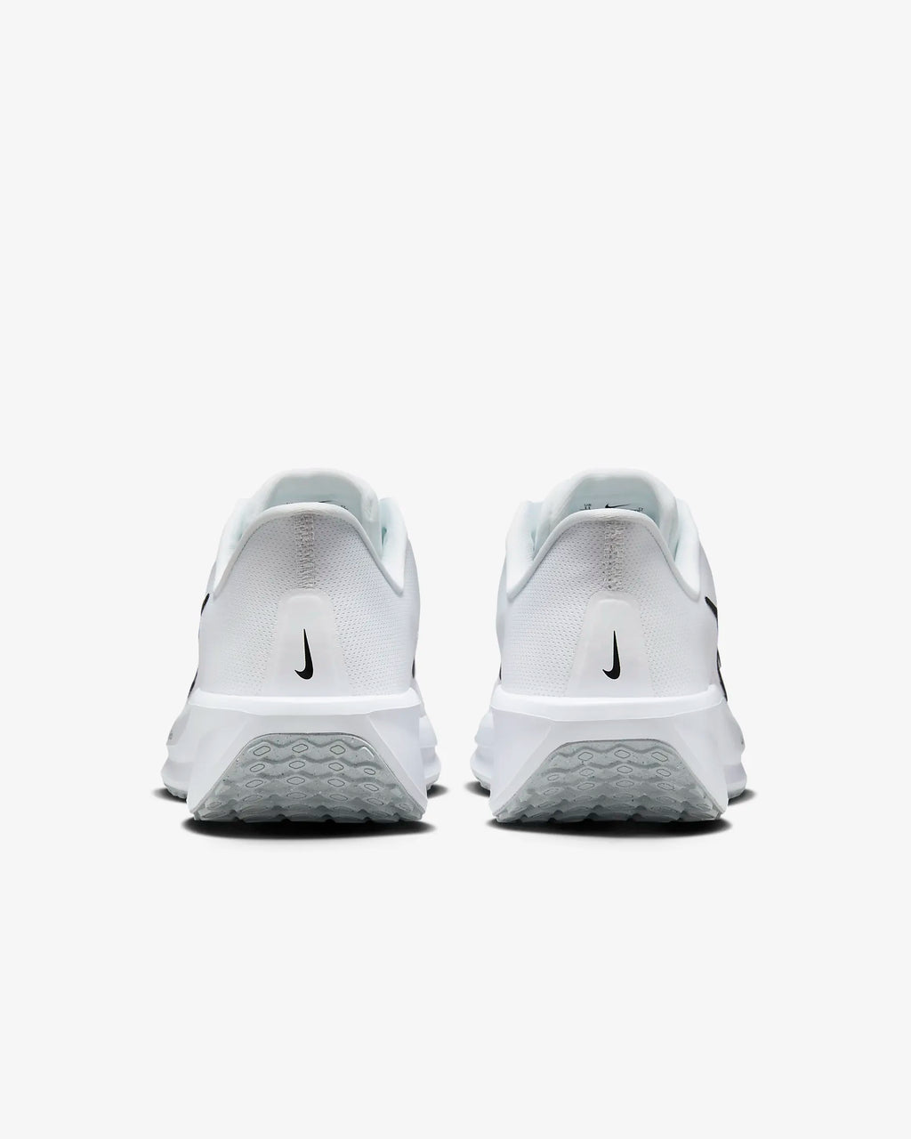 Nike Men's Quest 6 Road Running Shoes