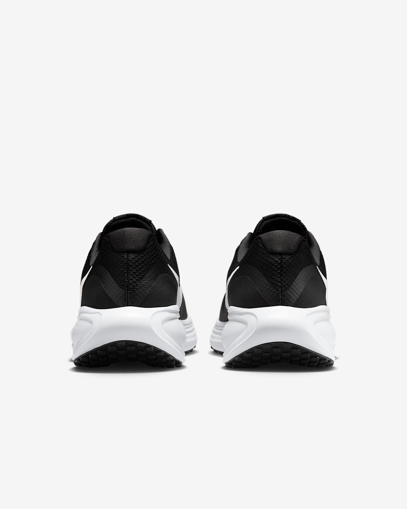 Nike Men's Revolution 8 Road Running Shoes