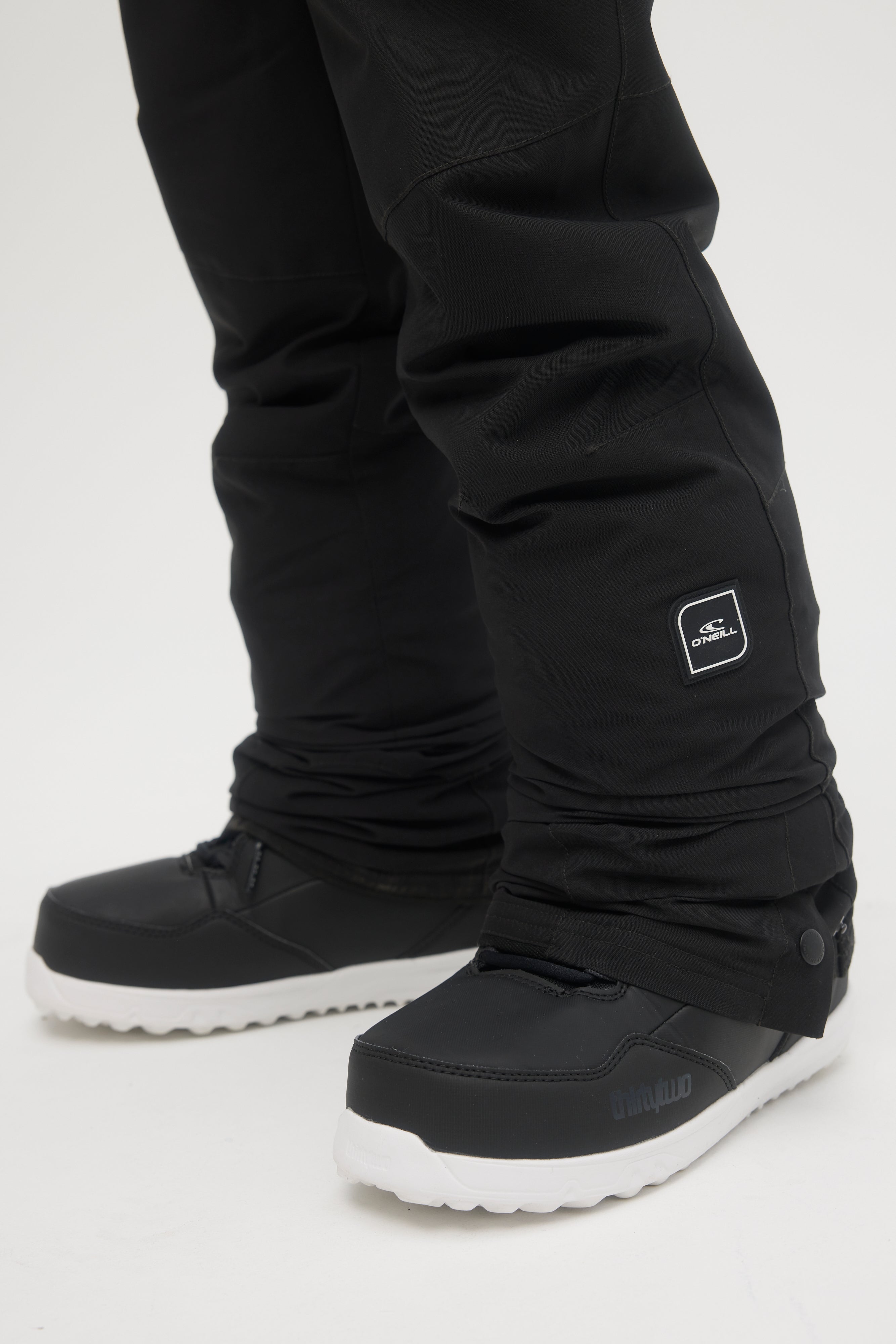O'Neill Charm Snow Pants in Black Out - detail