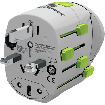 Eagle Creek USB Universal Travel Adapter Pro detail
