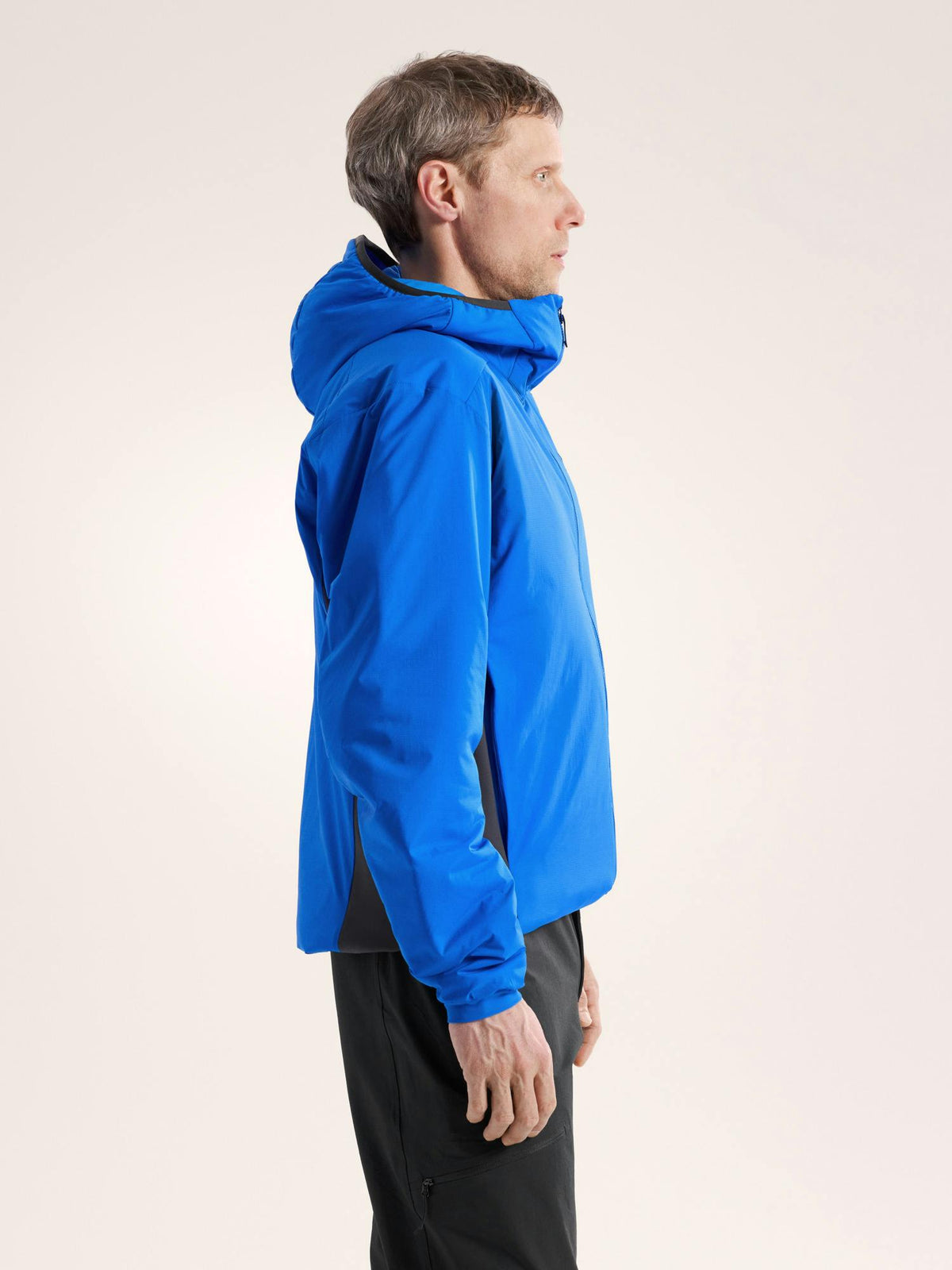 Arc'teryx Men's Atom Hoody - Fluidity/Black Sapphire - side