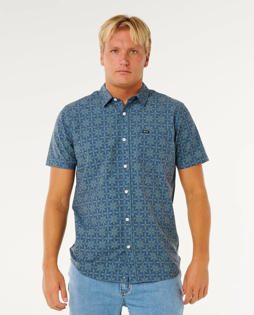 Ripcurl Men's Sessions Aerotech Short Sleeve Shirt