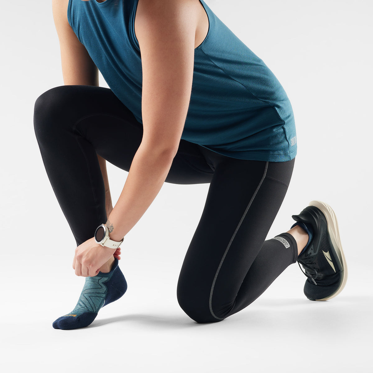 Smartwool Women's Run Low Ankle Socks - Twilight Blue