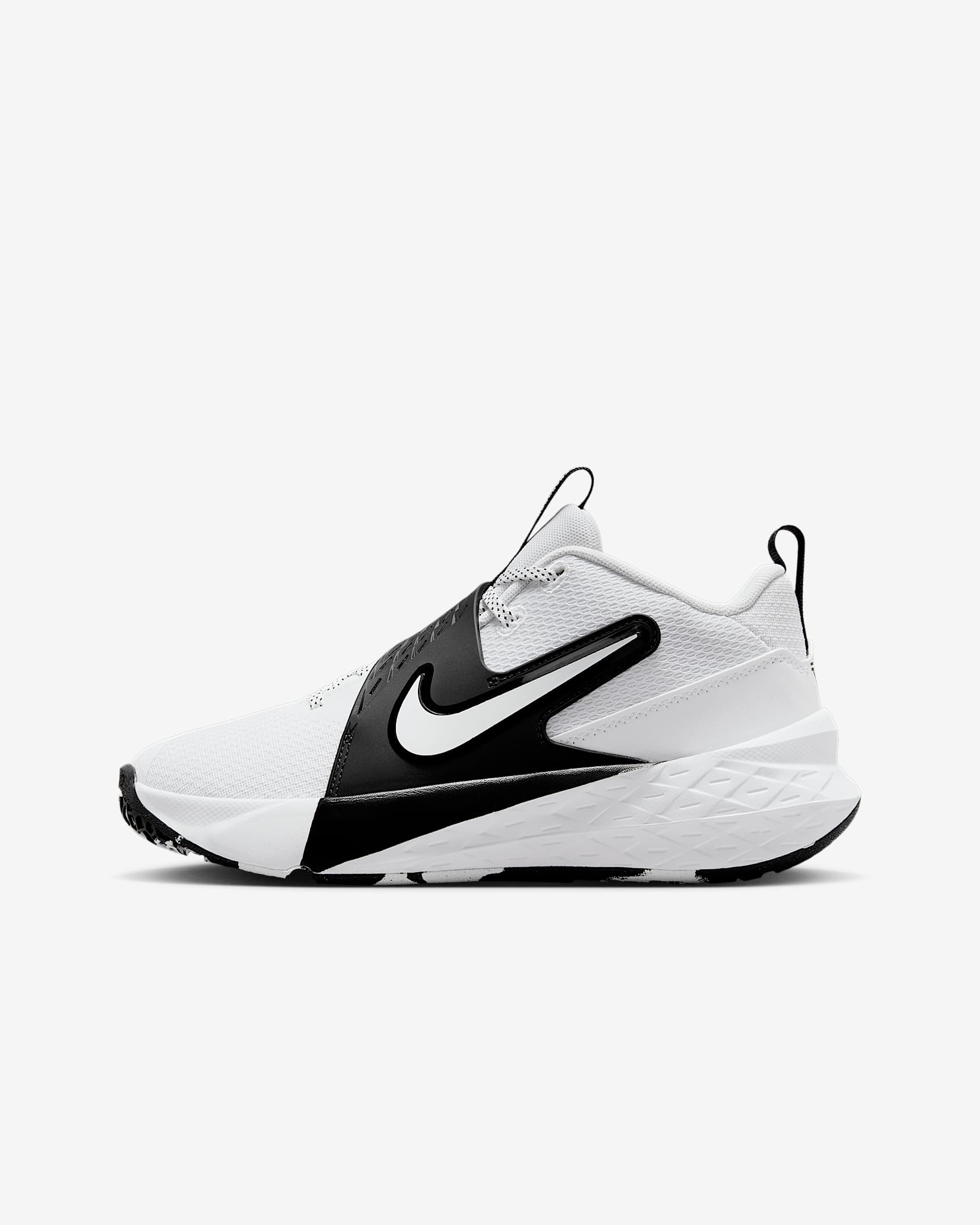 Nike Big Kids' Team Hustle D 12 Basketball Shoes