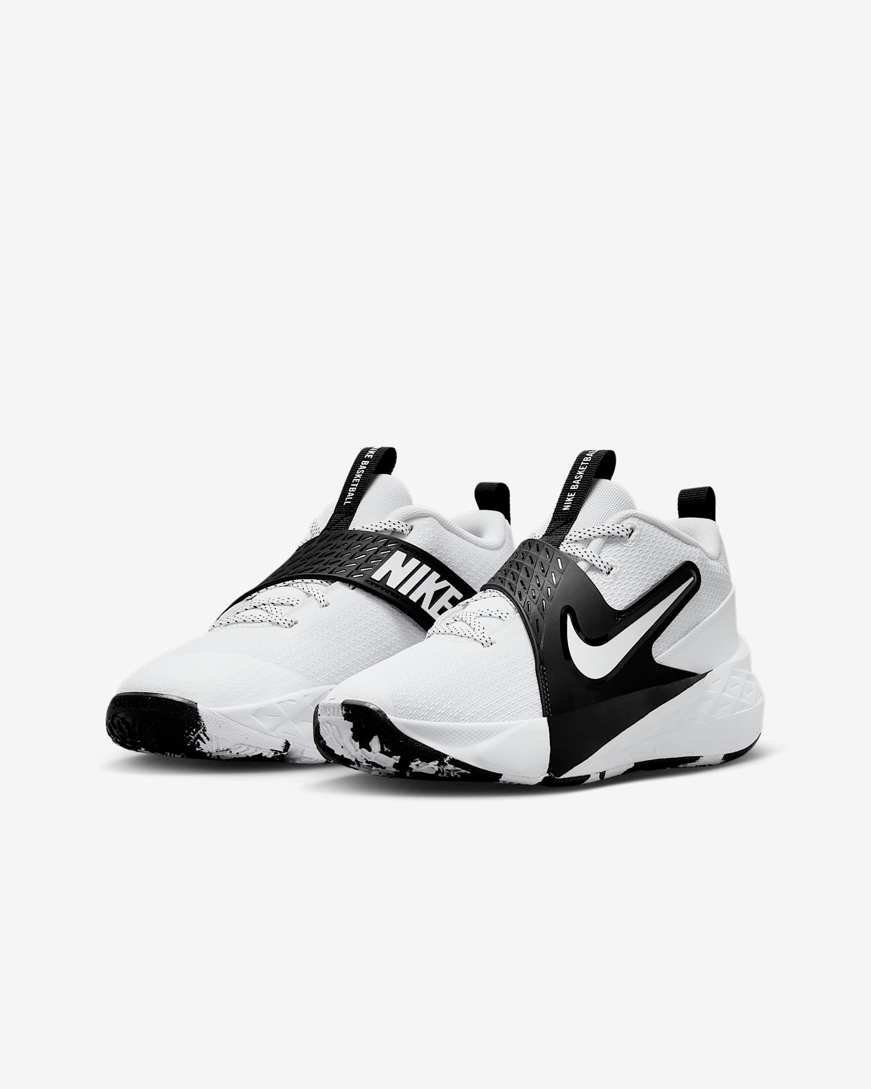 Nike Big Kids' Team Hustle D 12 Basketball Shoes