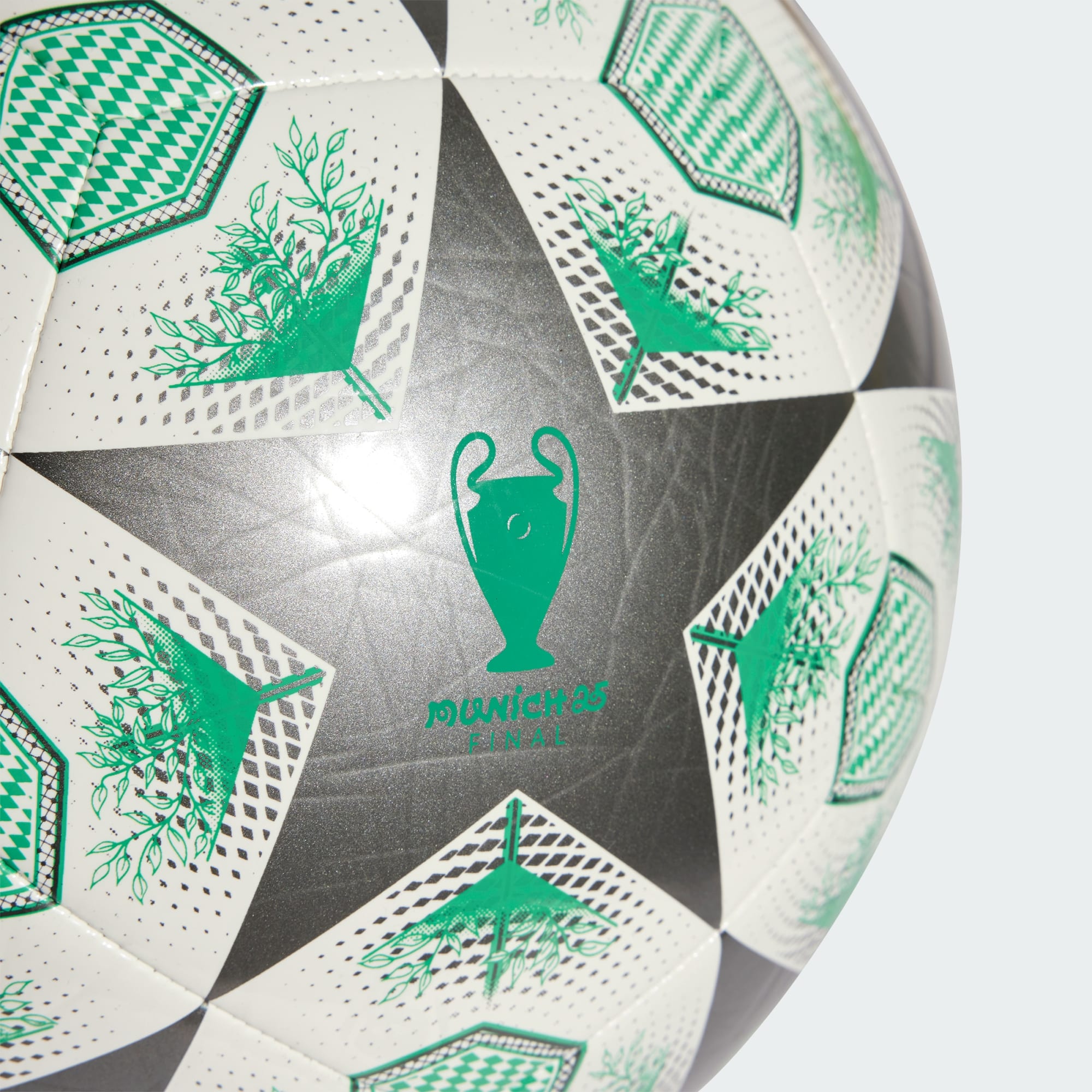 UCL Club 24/25 Knockout Phase Ball
