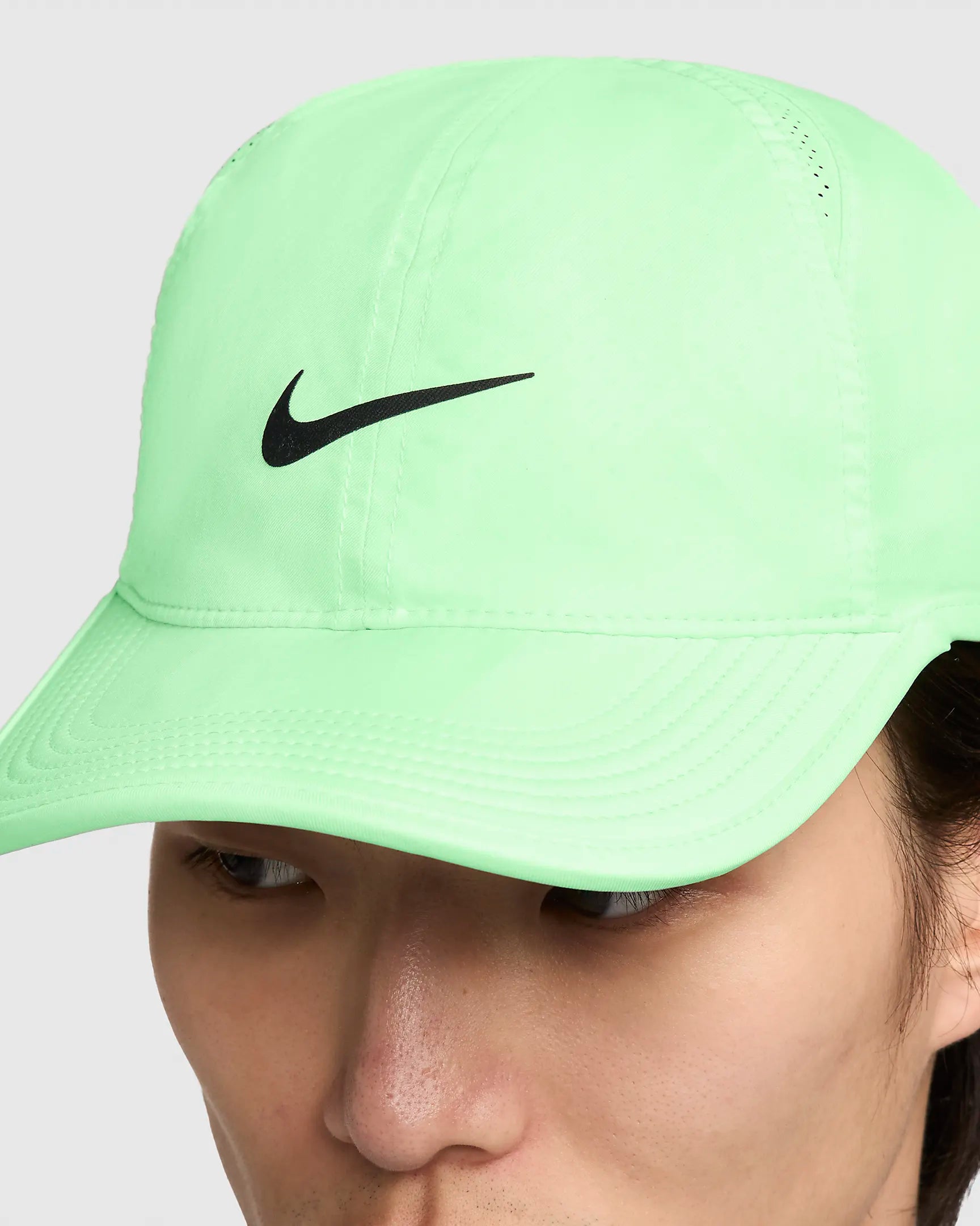 Nike dri fit featherlight cap outlet