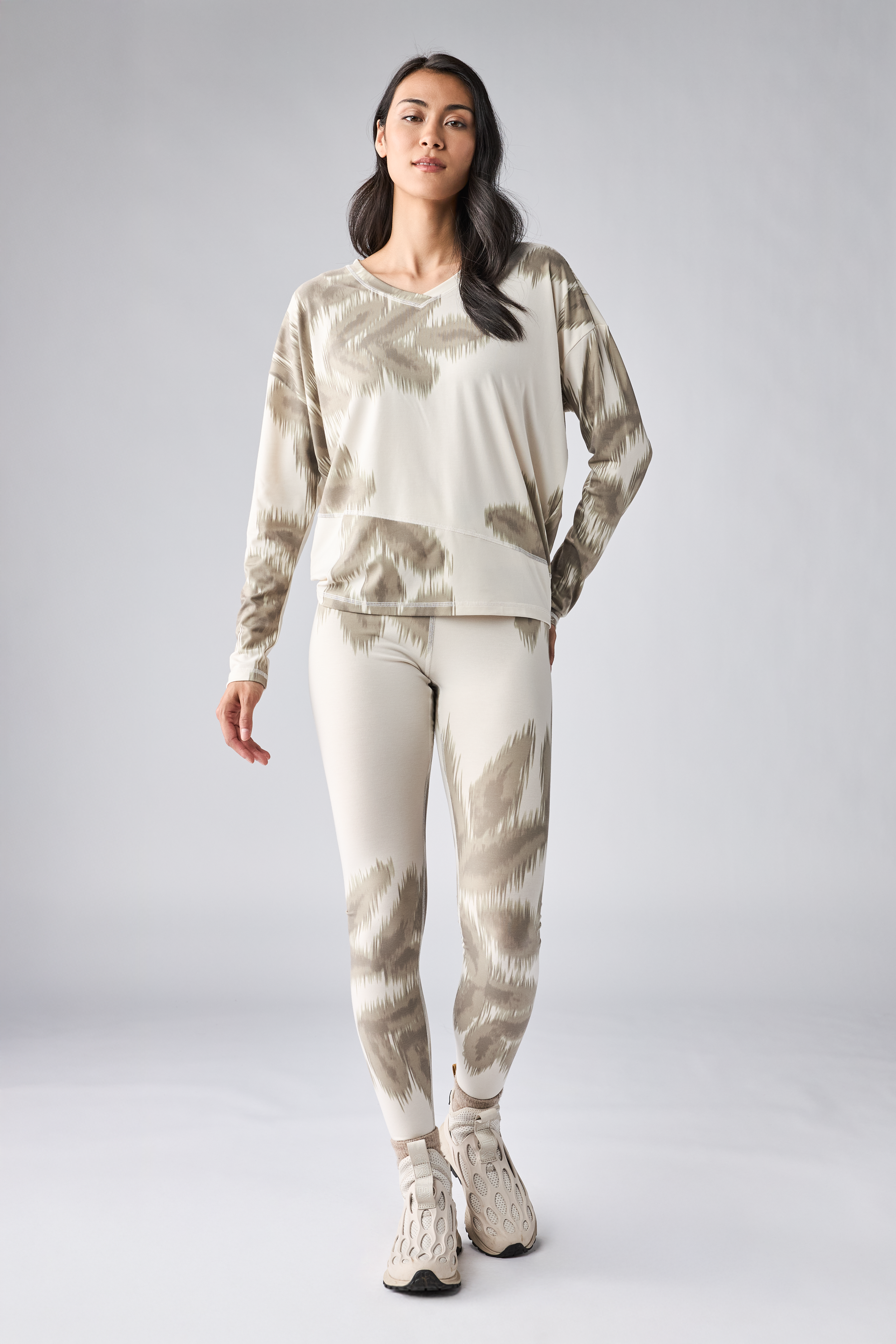 Indyeva Women's Veloz II Long Sleeve Shirt - Dune Frostfall Print - front