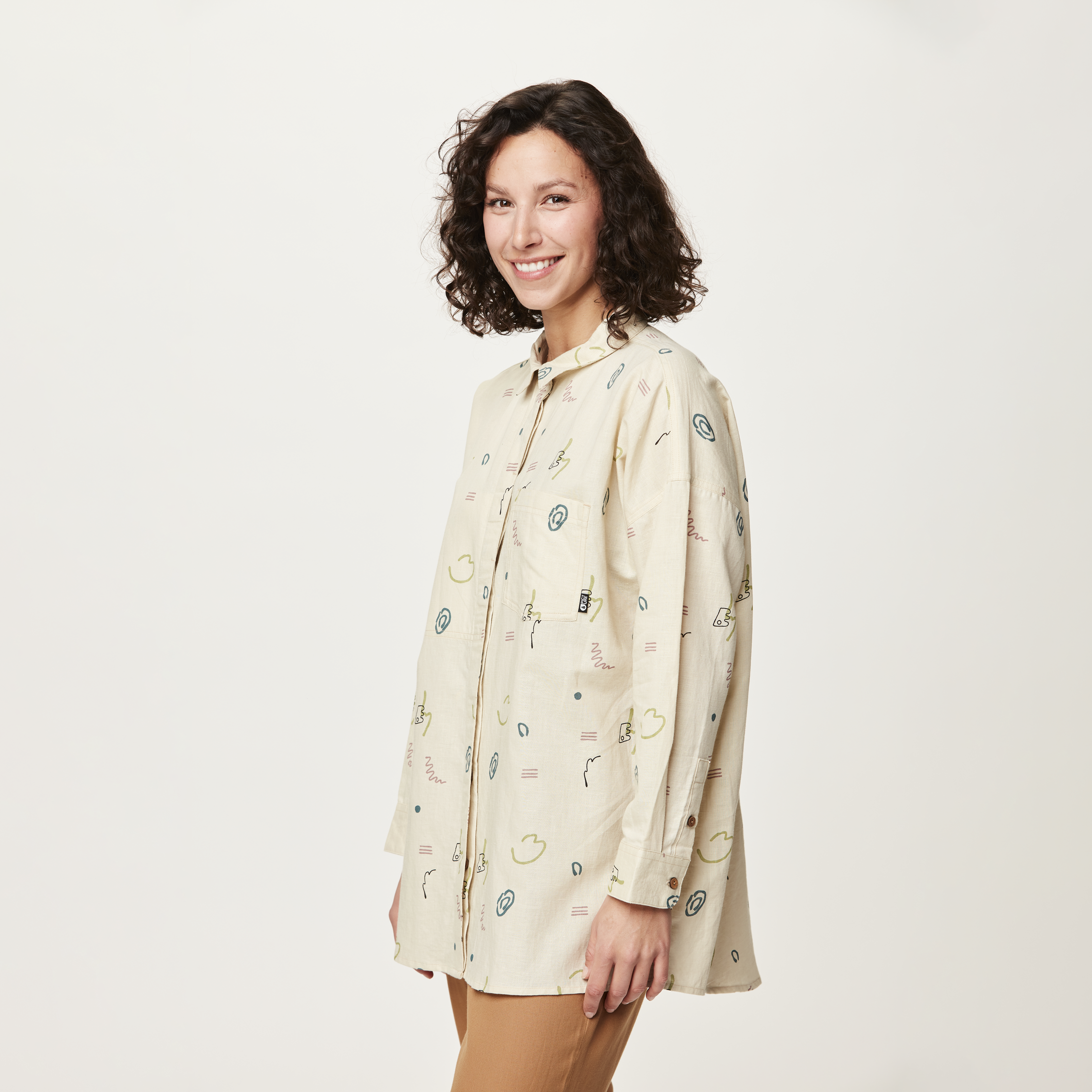 Picture Organic Women's Eyauta Shirt - Bloom Print - three-quarter detail