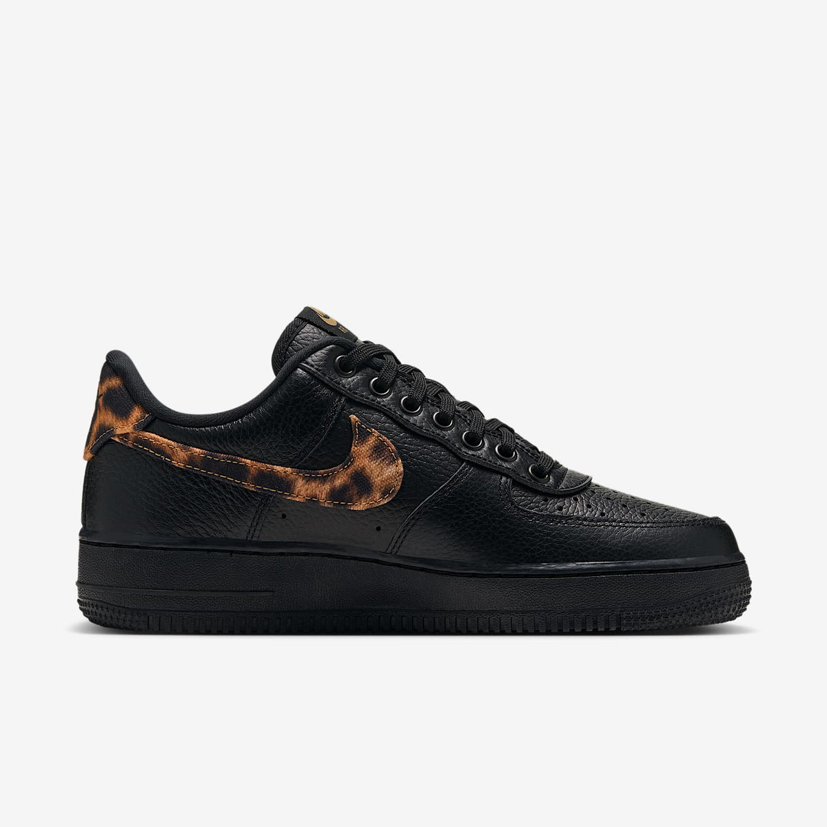 Nike Women's Air Force 1 '07 Shoes (2026) - Black/Wheat/Desert Ochre/Multi-Color, top view