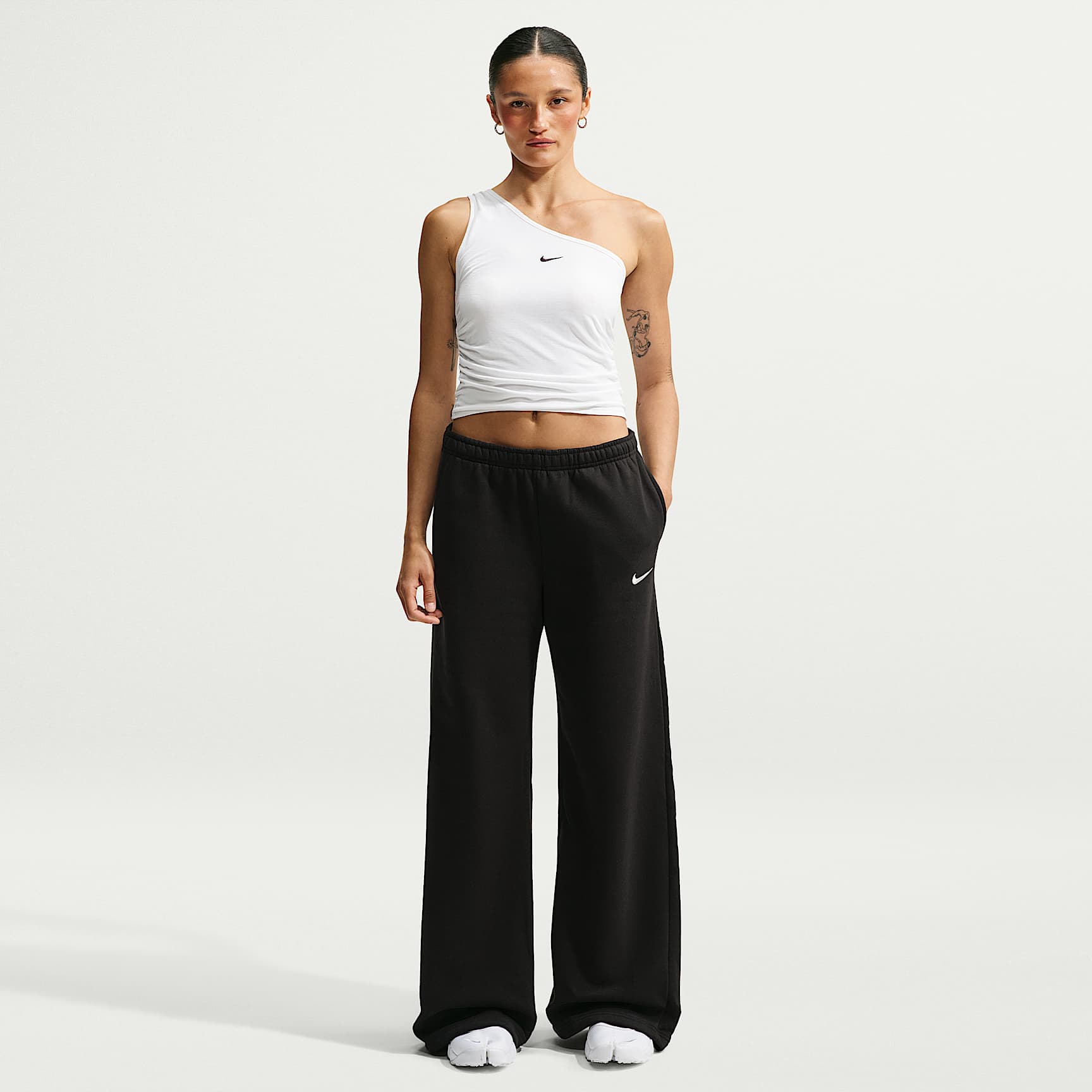 Nike Women's Studio Fleece Medium Weight Mid-Rise Wide-Leg Pants