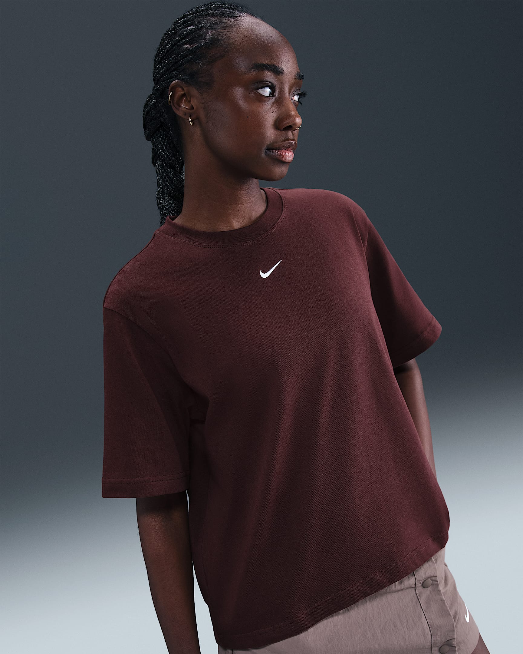 Nike Women's Sportswear Essential Boxy T-Shirt