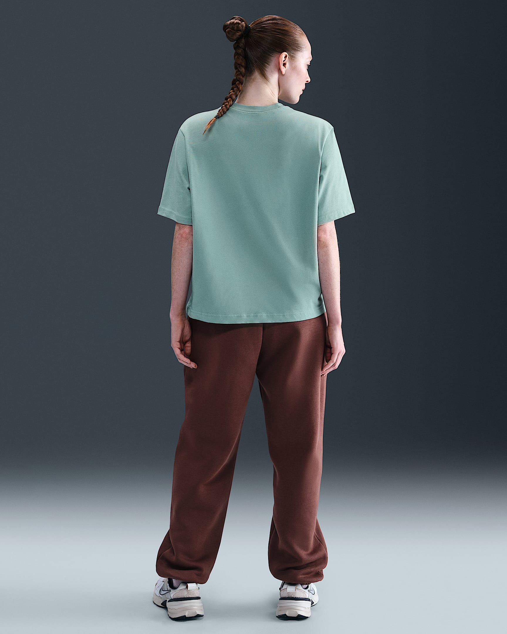 Nike Women's Sportswear Essential Boxy T-Shirt