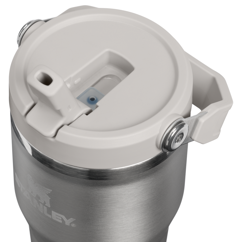 Stanley The Iceflow Flip Straw Tumbler 20oz - STAINLESS STEEL ASH - lid detail