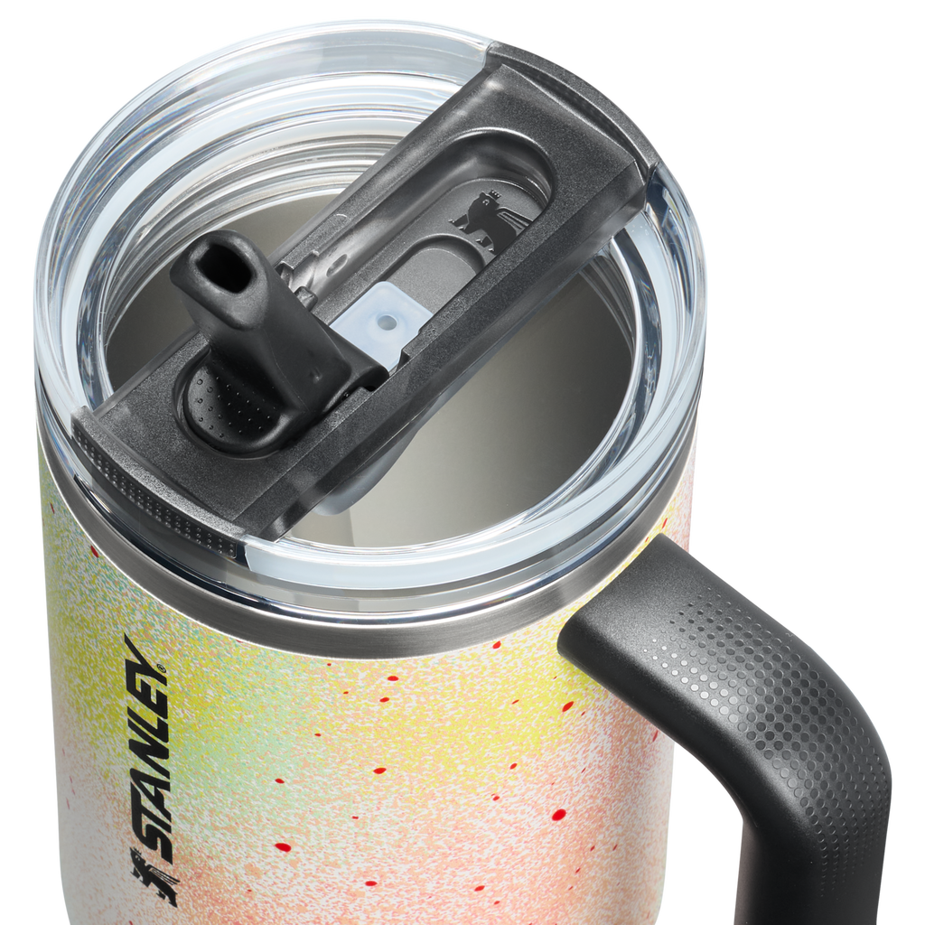 Stanley Quencher ProTour Flip Straw Tumbler 40oz Atomic Techgrain lid detail