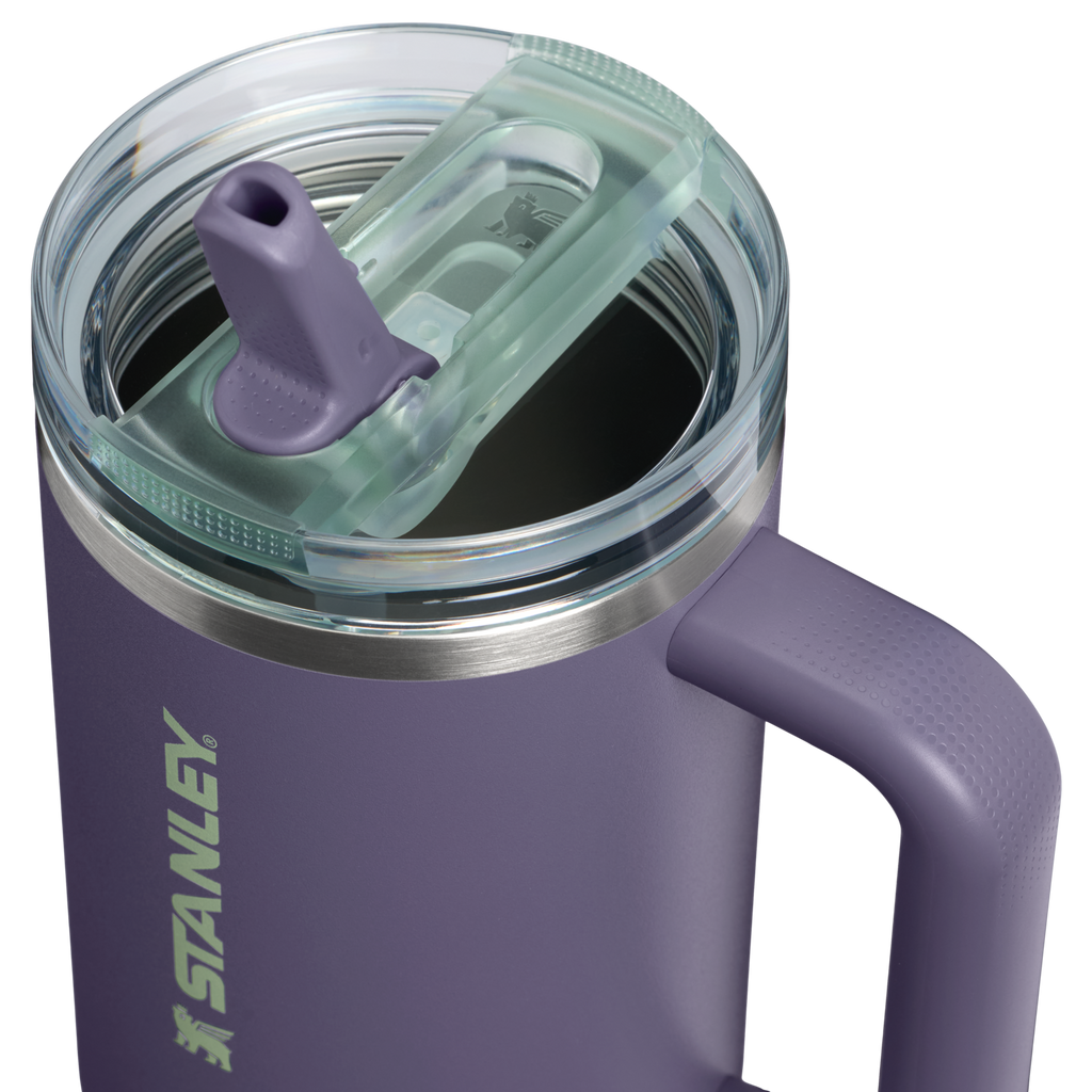 Stanley Quencher ProTour Flip Straw Tumbler 40oz Purple Umbra lid detail