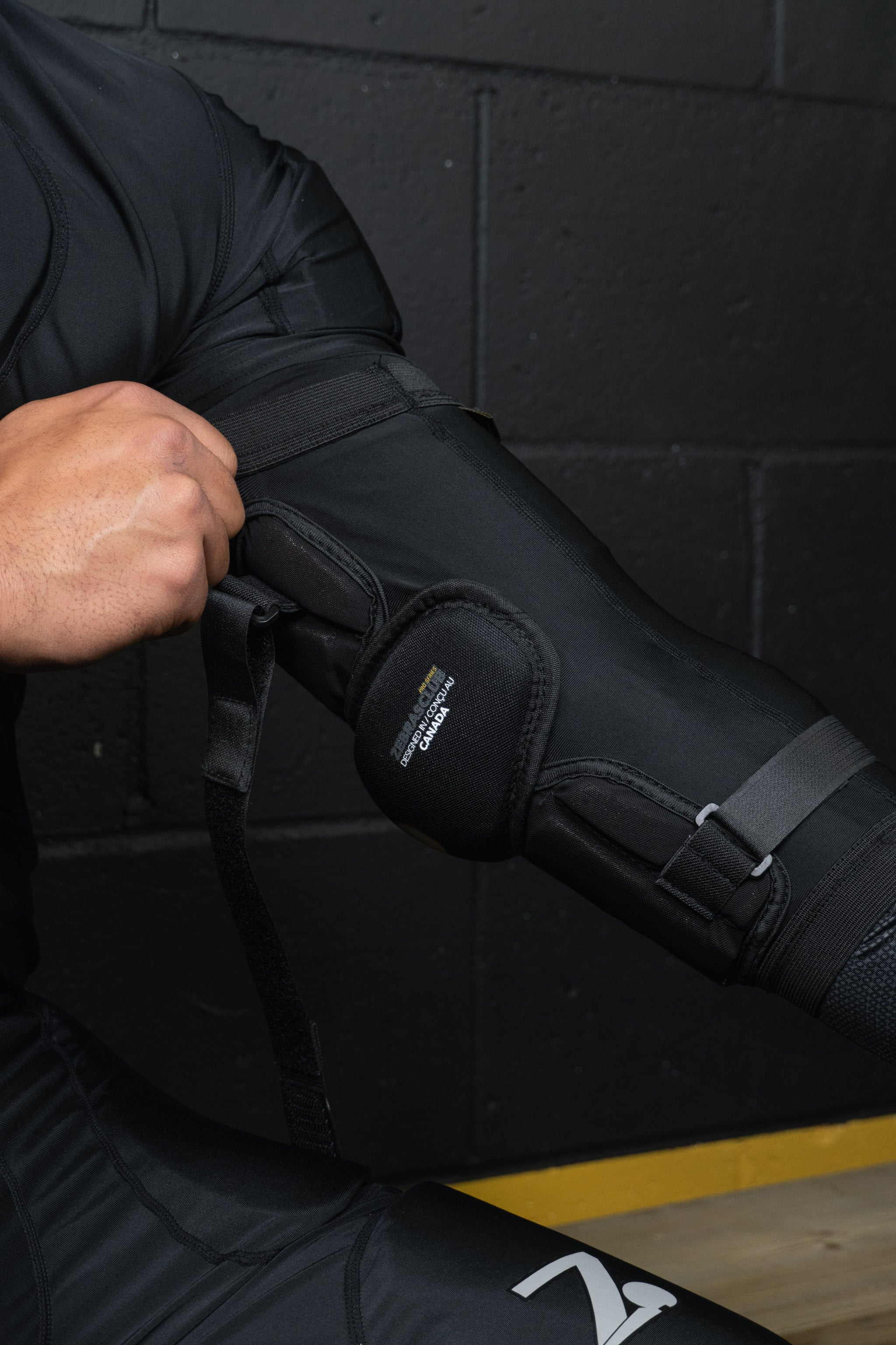 Zebrasclub ZEP-Pro Hockey Referee Sleeve Elbow Pads