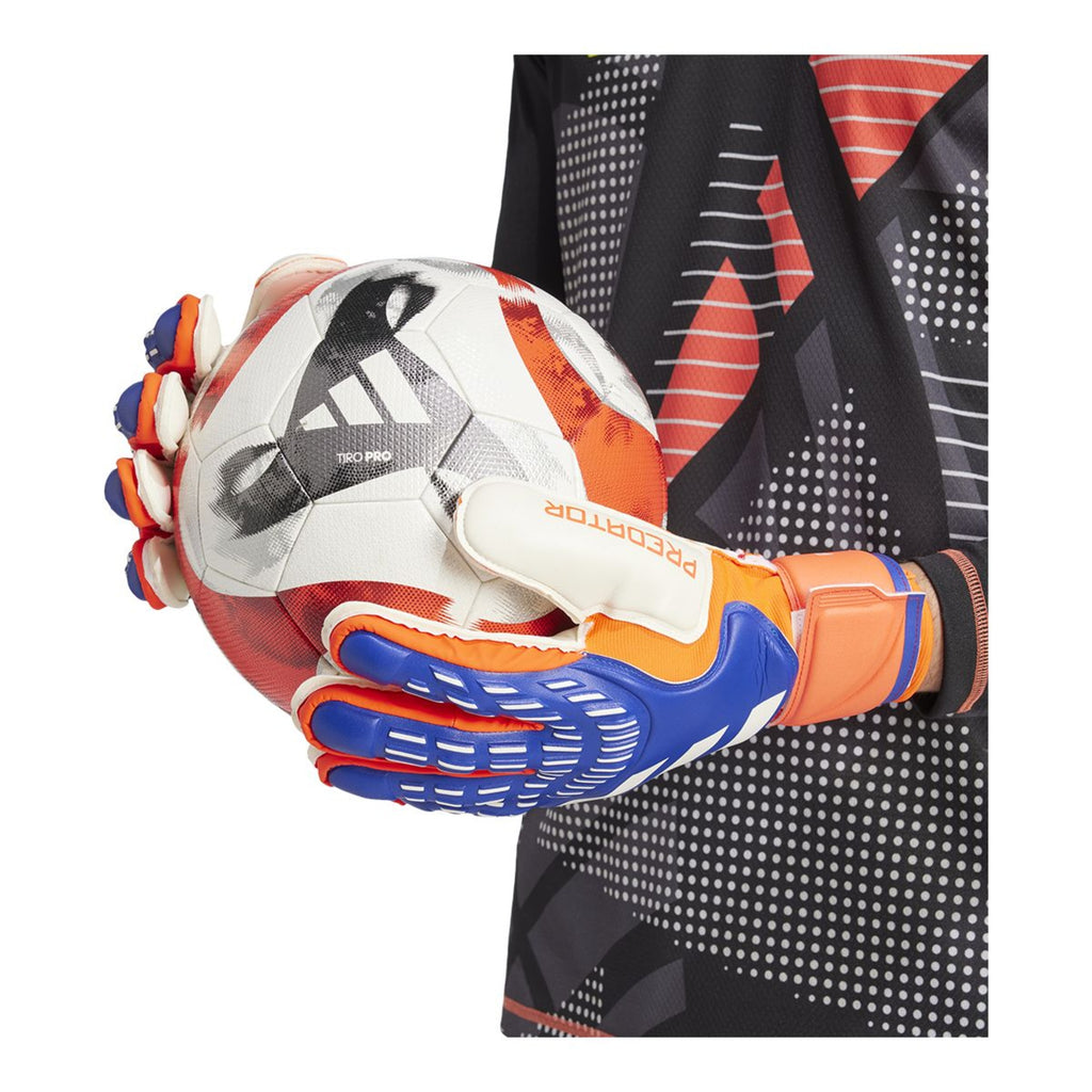 Predator Goalkeeper Gloves MTC
