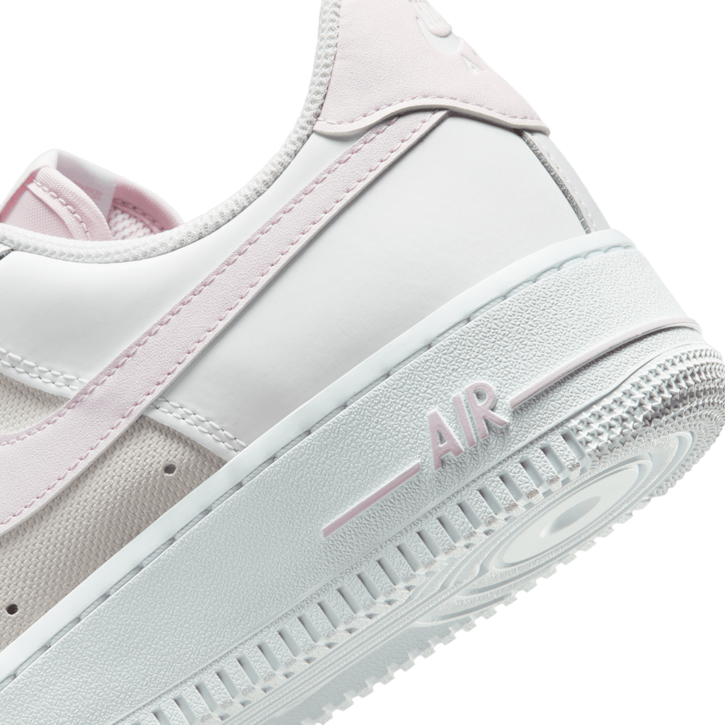 Nike Women's Air Force 1 '07 SE White/Bleached Lilac - Air unit detail