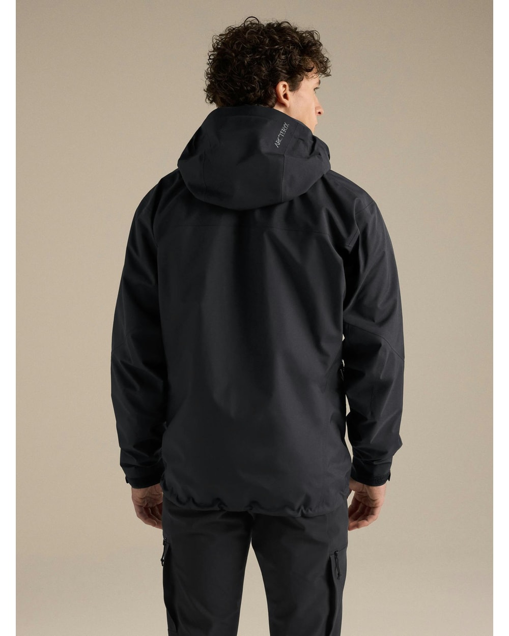 Arc'teryx Men's Beta AR Jacket - Black - back
