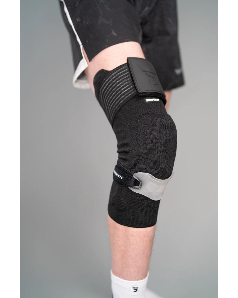 Jumplete Attakk Performance Knee Support 2.0