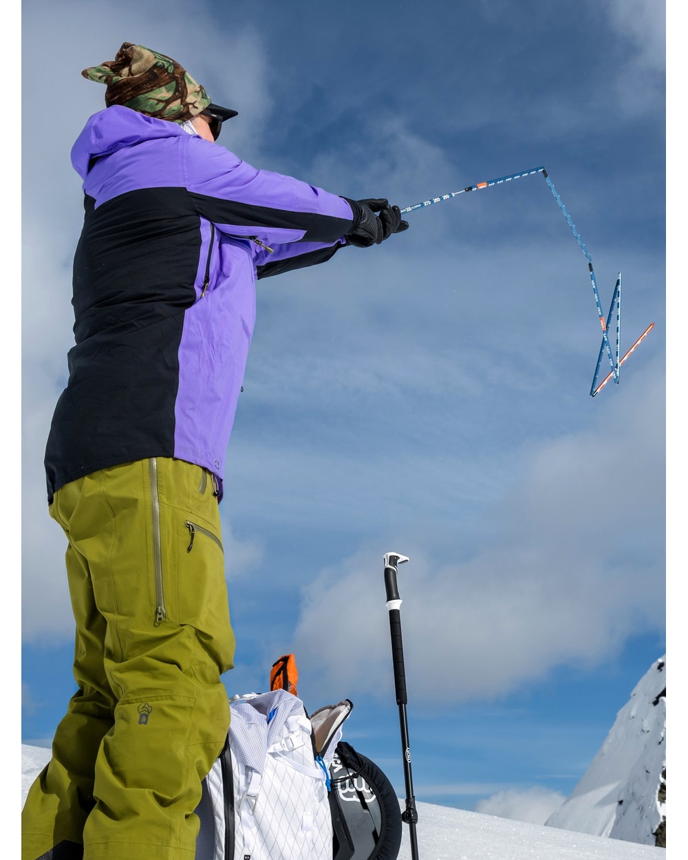 Backcountry Access Stealth 270 Avalanche Probe - deploying