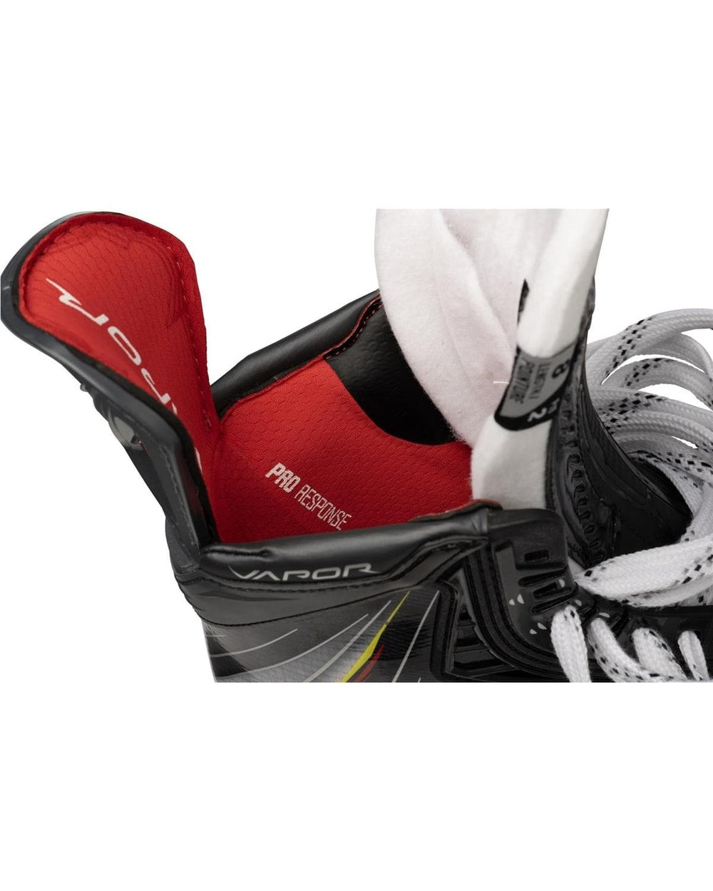 Bauer Senior Vapor FLYPRO Skate with FLY-X Runner