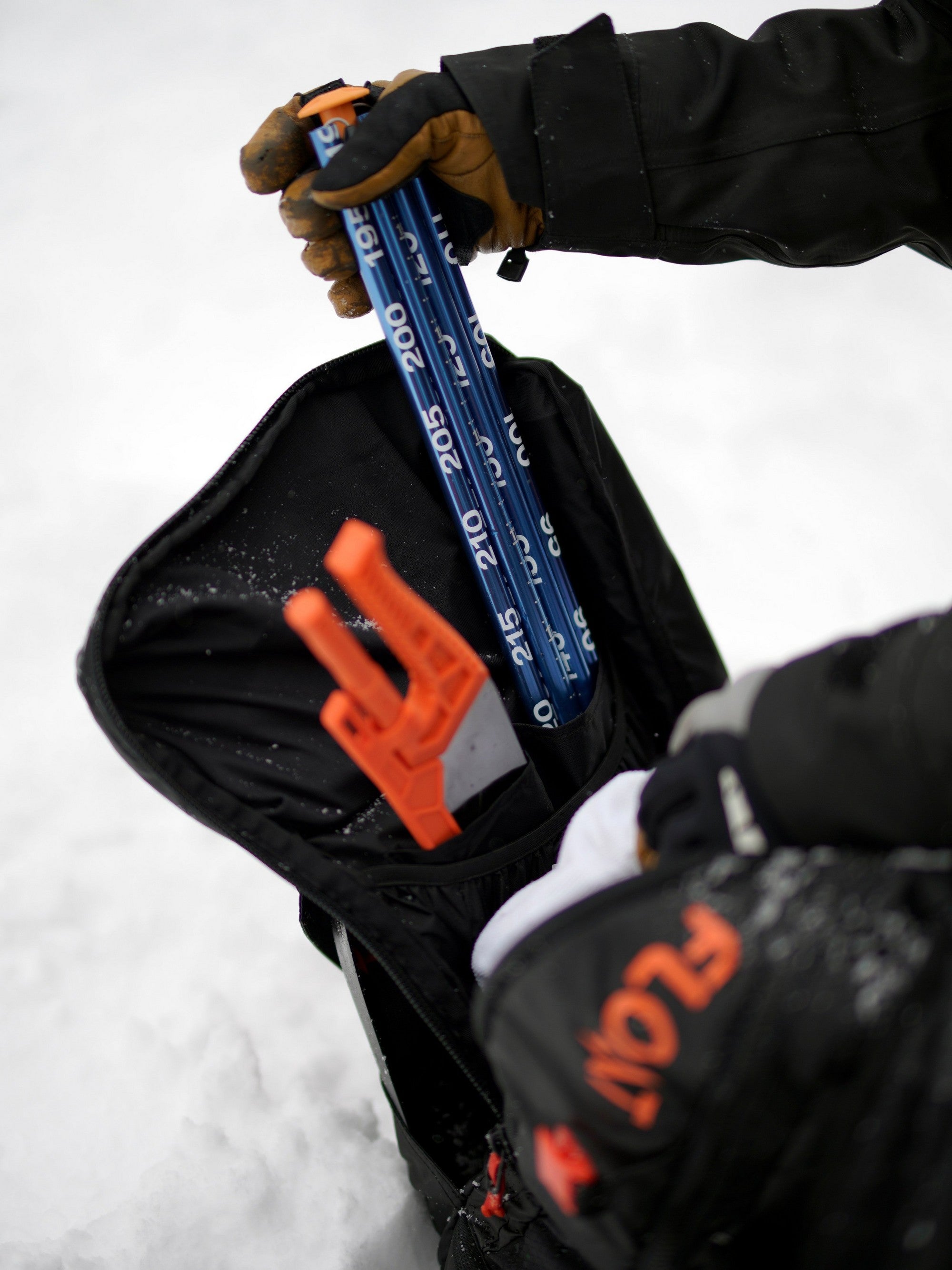 Backcountry Access Stealth 270 Avalanche Probe - assembling